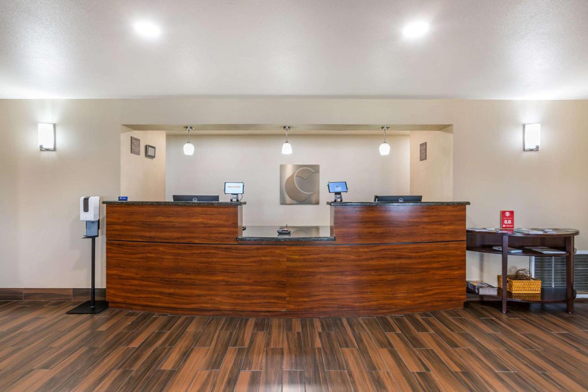 Comfort Inn and Suites Yuma I-8 photo 5