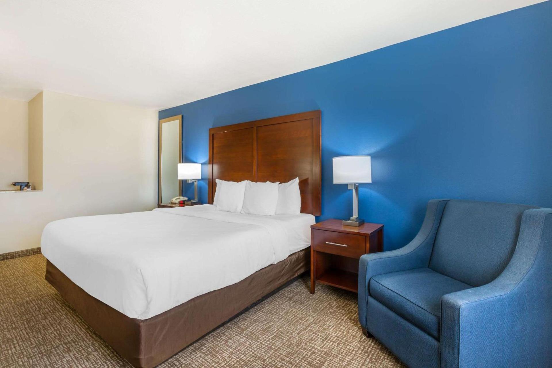 Comfort Inn and Suites Yuma I-8 photo 15