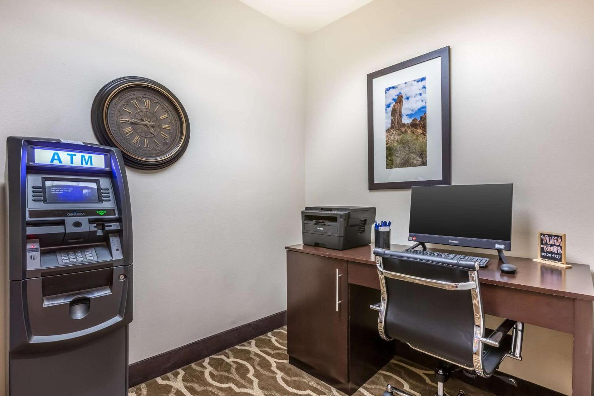 Comfort Inn and Suites Yuma I-8 photo 28