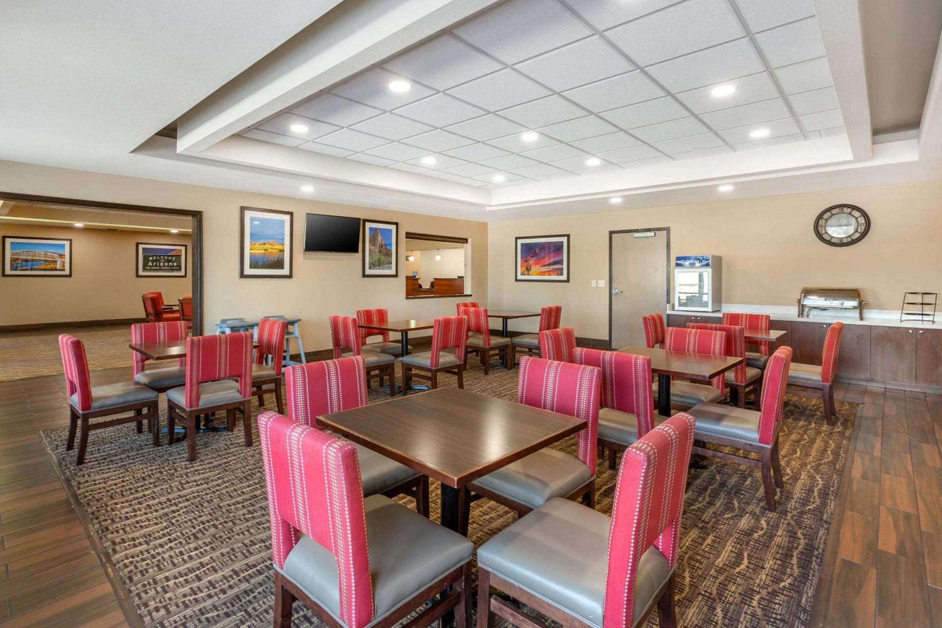 Comfort Inn and Suites Yuma I-8 photo 30
