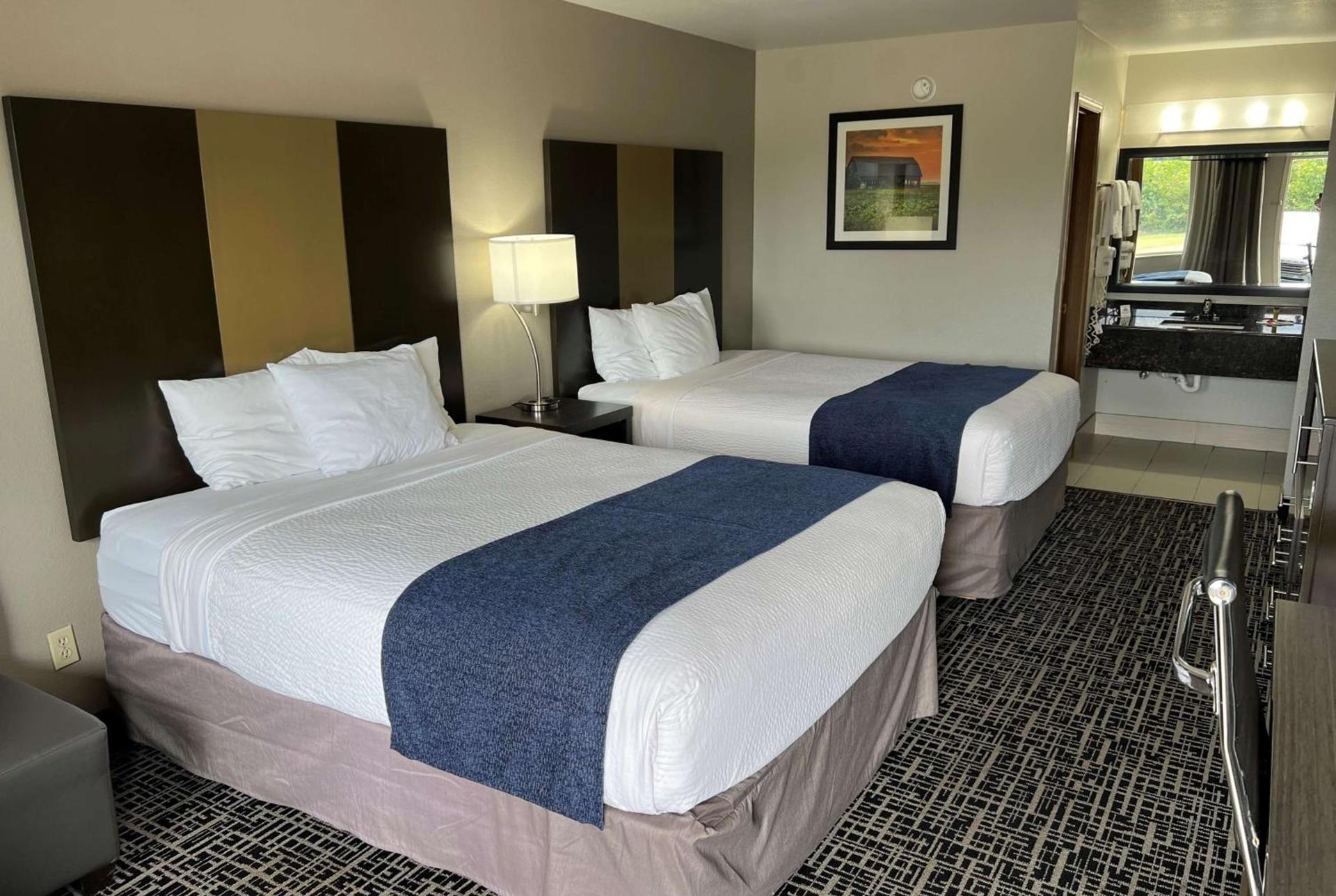 Days Inn by Wyndham Grove photo 4