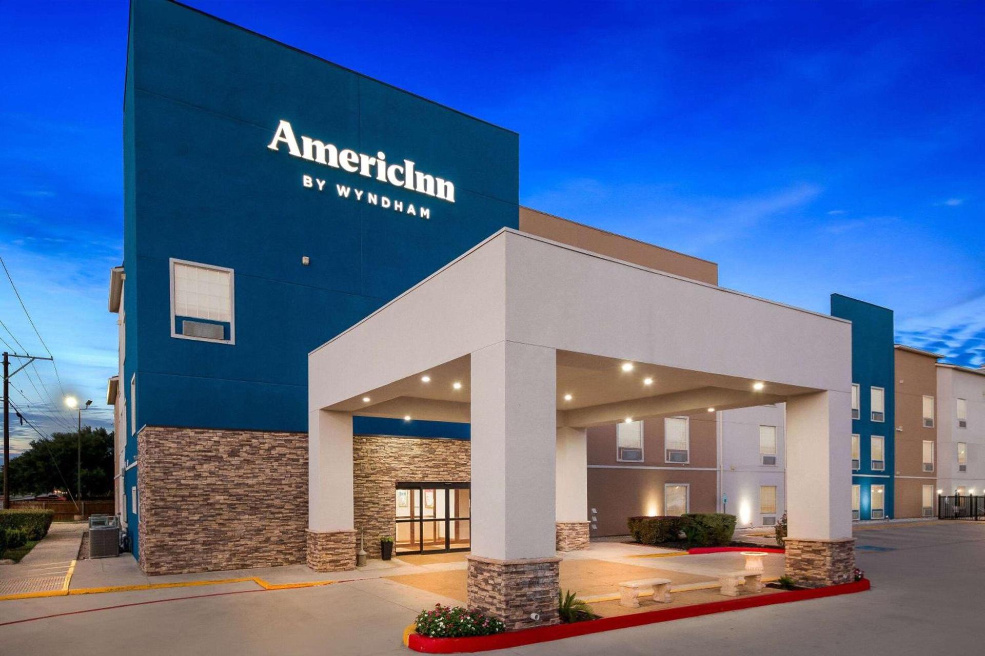 AmericInn by Wyndham New Braunfels — hotel in New Braunfels