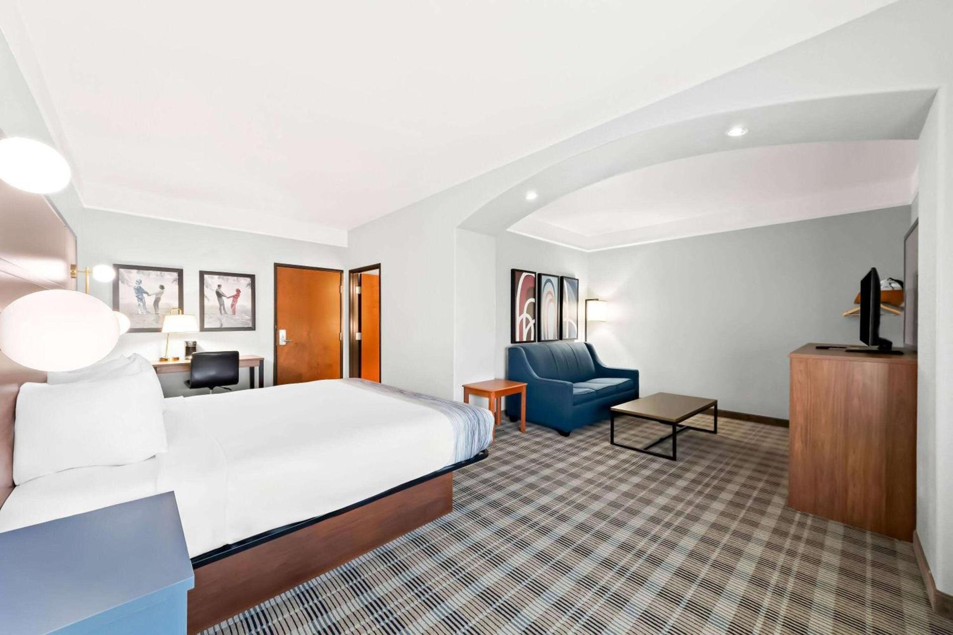 AmericInn by Wyndham New Braunfels photo 25