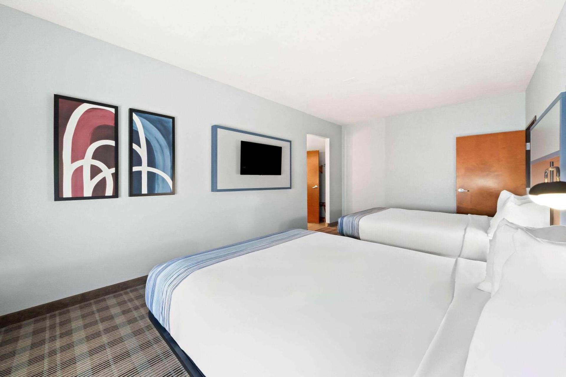 AmericInn by Wyndham New Braunfels photo 34