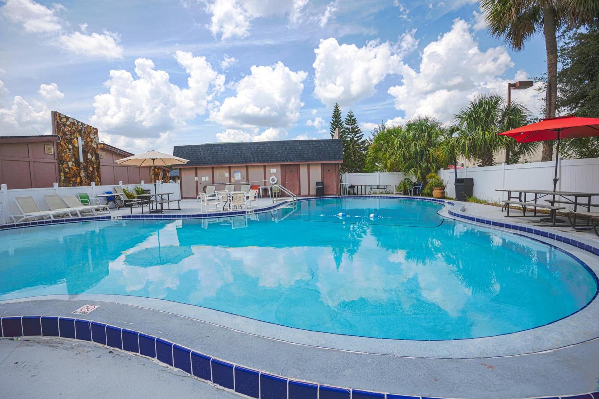 Liberty Inn and Suites - Affordable Extended stay with Weekly Specials at Kissimmee near Disney World photo 40