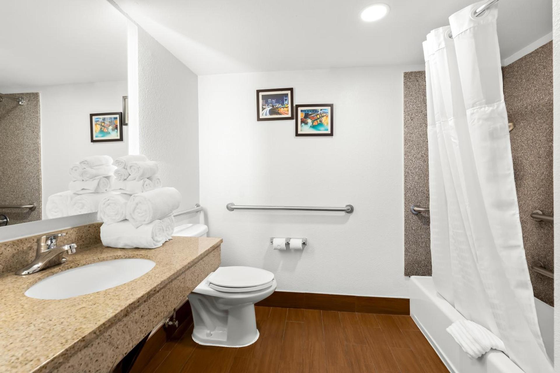 Comfort Inn & Suites Nashville Near Tanger Outlets I-24 Antioch photo 51