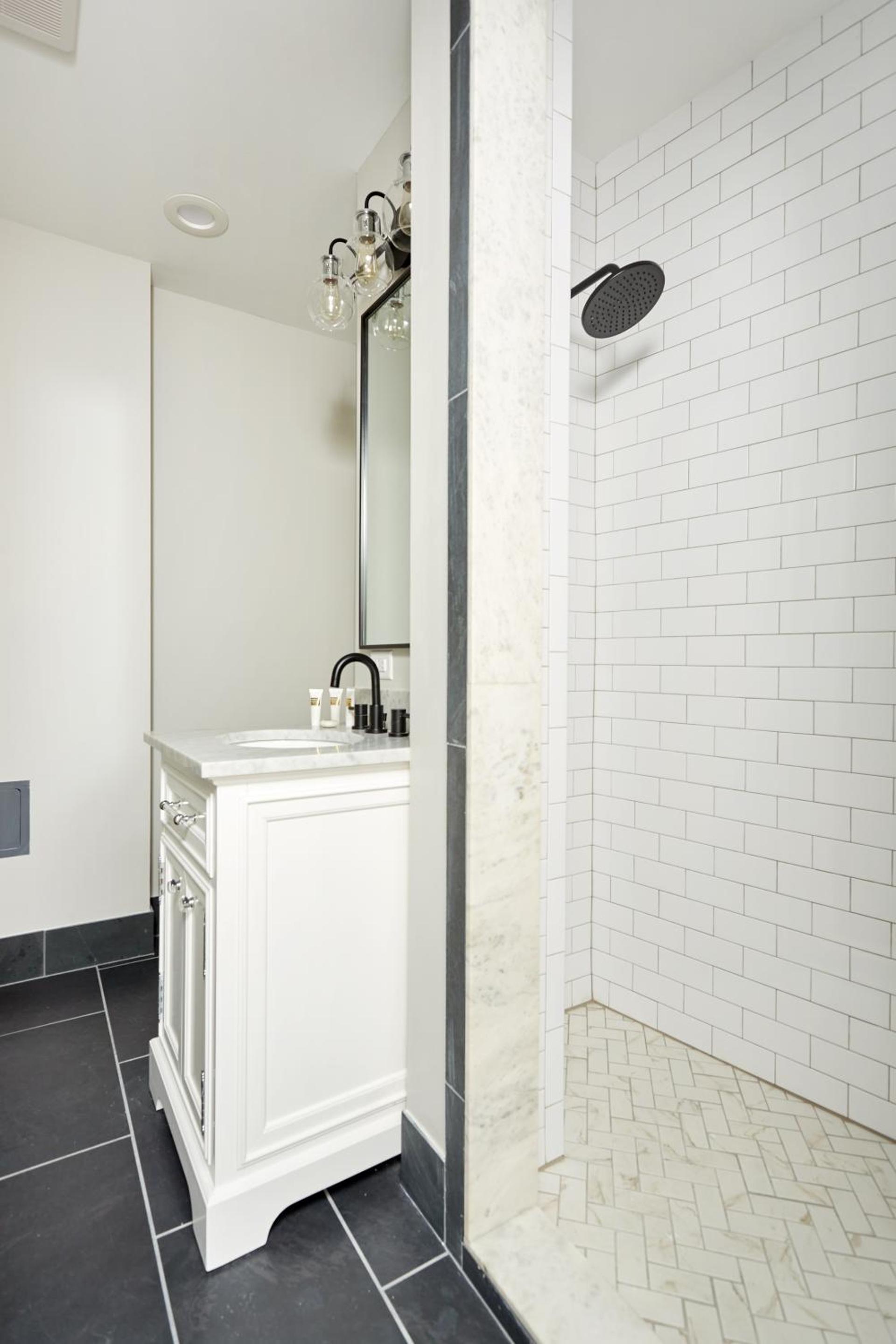 Sonder Baronne Manor photo 15