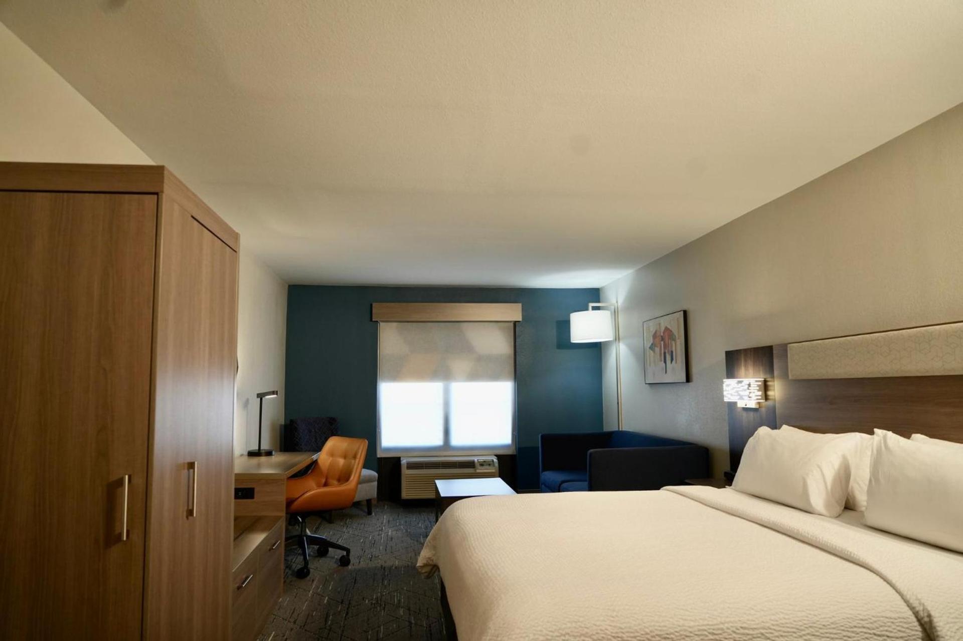 Holiday Inn Express Hotel & Suites Jackson - Flowood by IHG photo 32