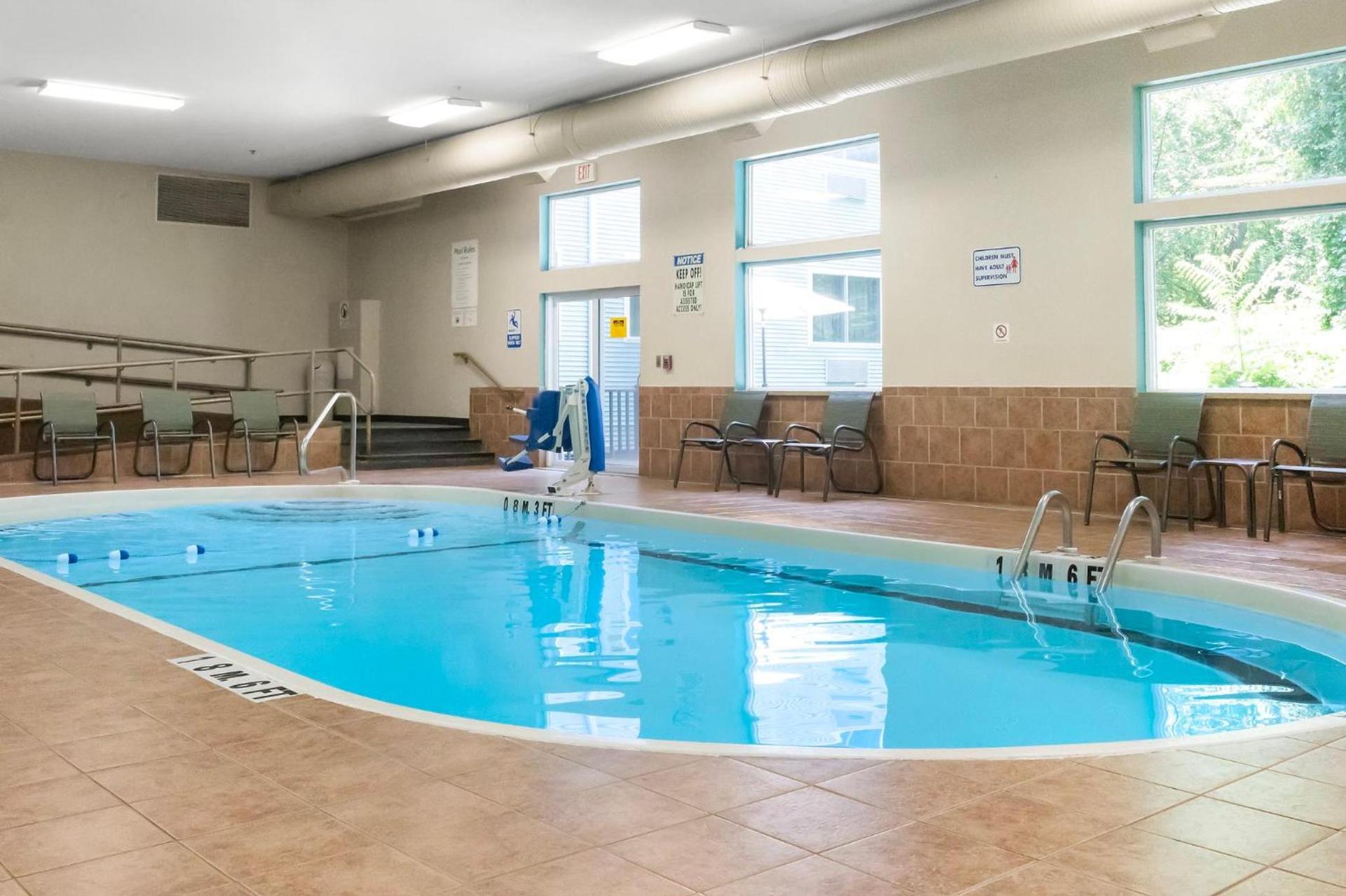 Holiday Inn Express - Ludlow - Chicopee Area by IHG photo 22