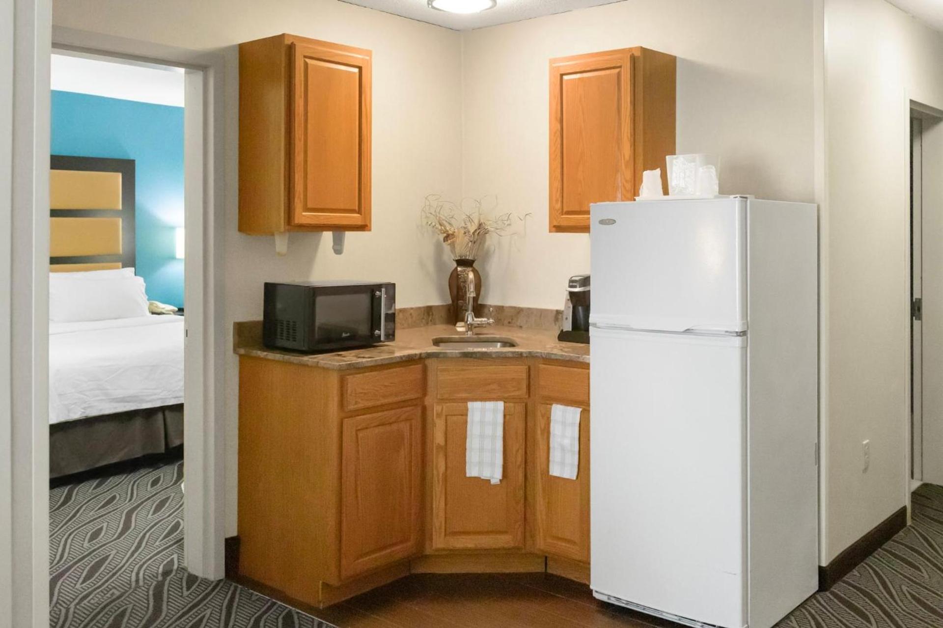 Holiday Inn Express - Ludlow - Chicopee Area by IHG photo 28