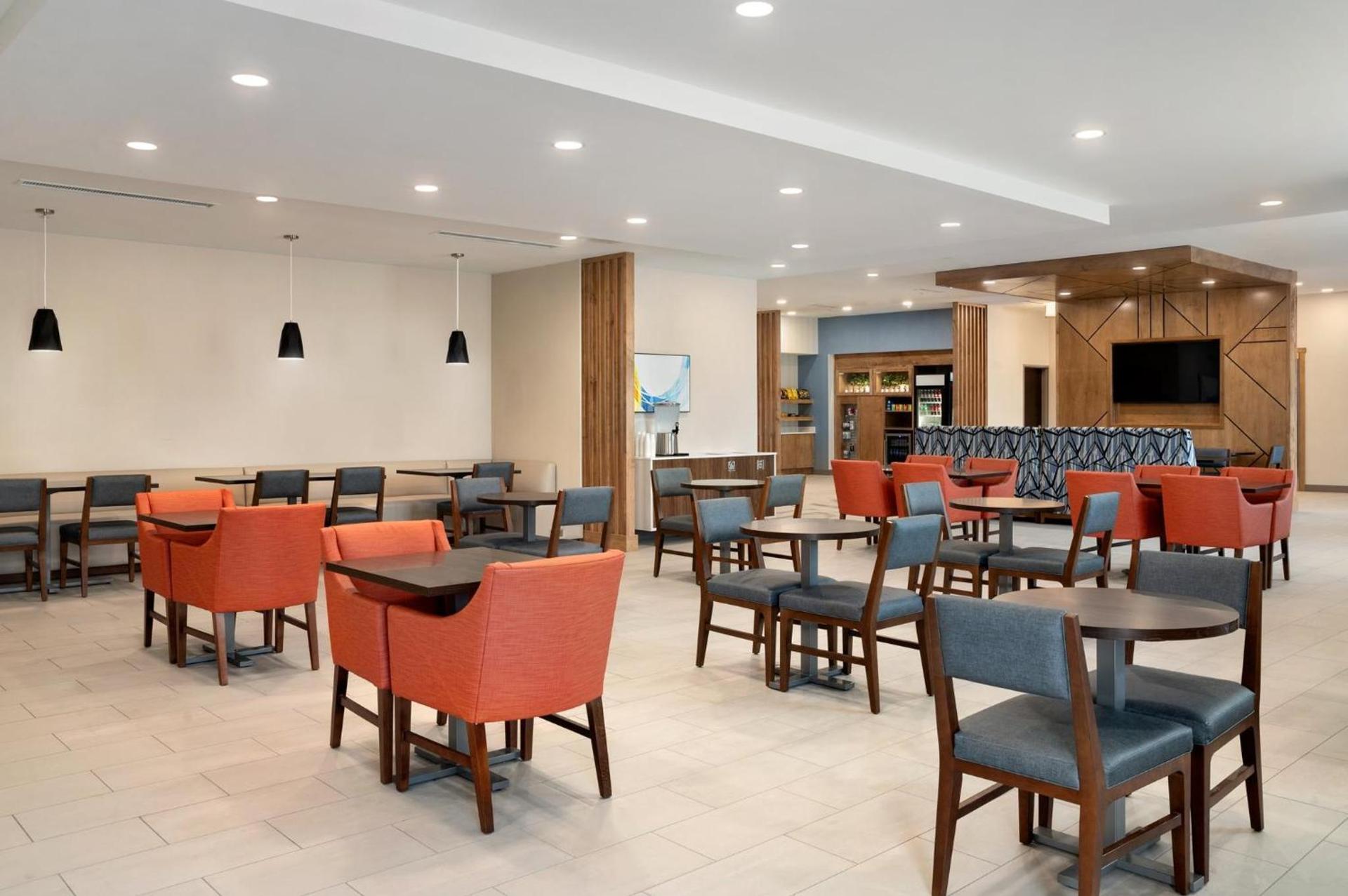 Holiday Inn Express Richmond by IHG photo 5