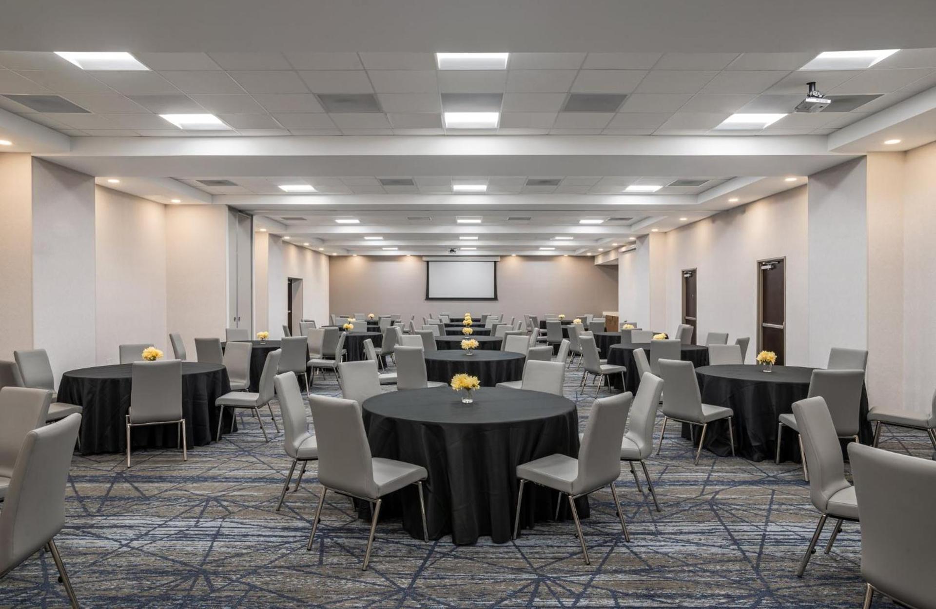 Holiday Inn Express Richmond by IHG photo 32