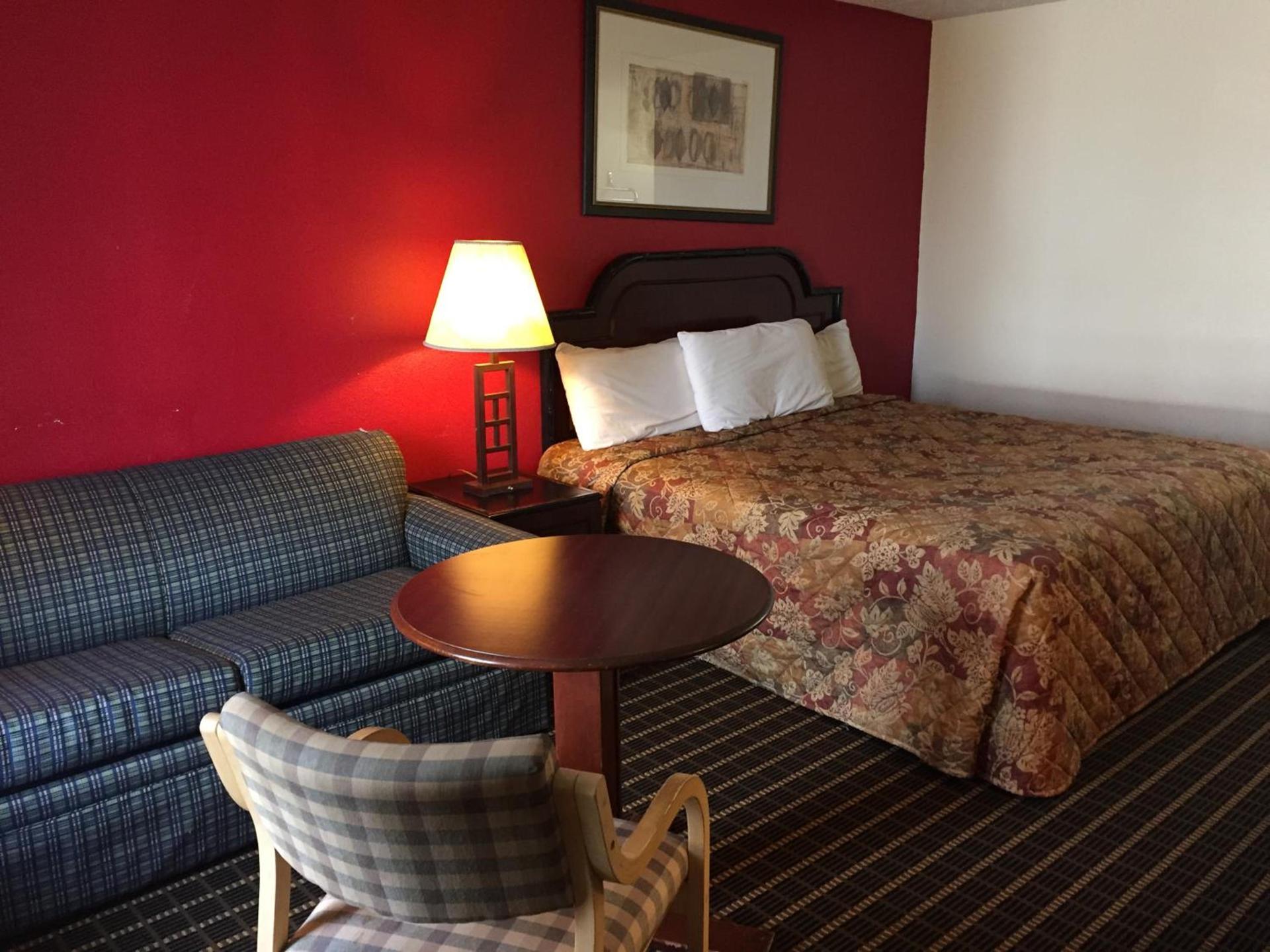 Parkway Inn photo 23