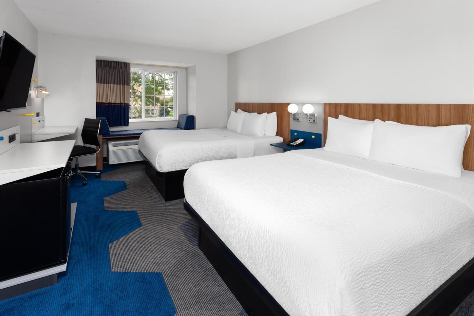 Microtel Inn by Wyndham Janesville photo 38