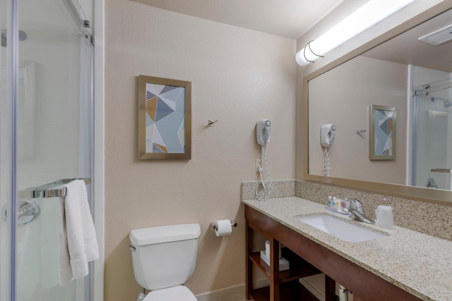 Comfort Inn & Suites Boulder photo 57