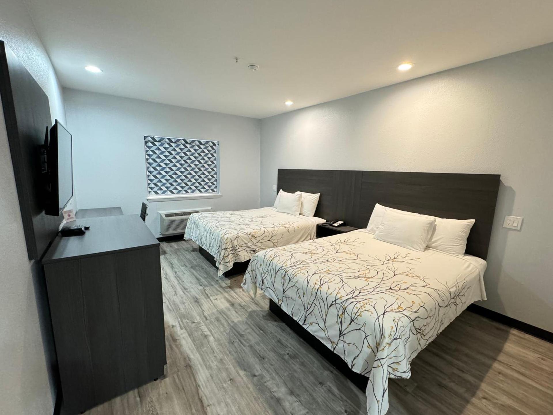 Americas Best Value Inn & Suites Haltom City Ft. Worth photo 20