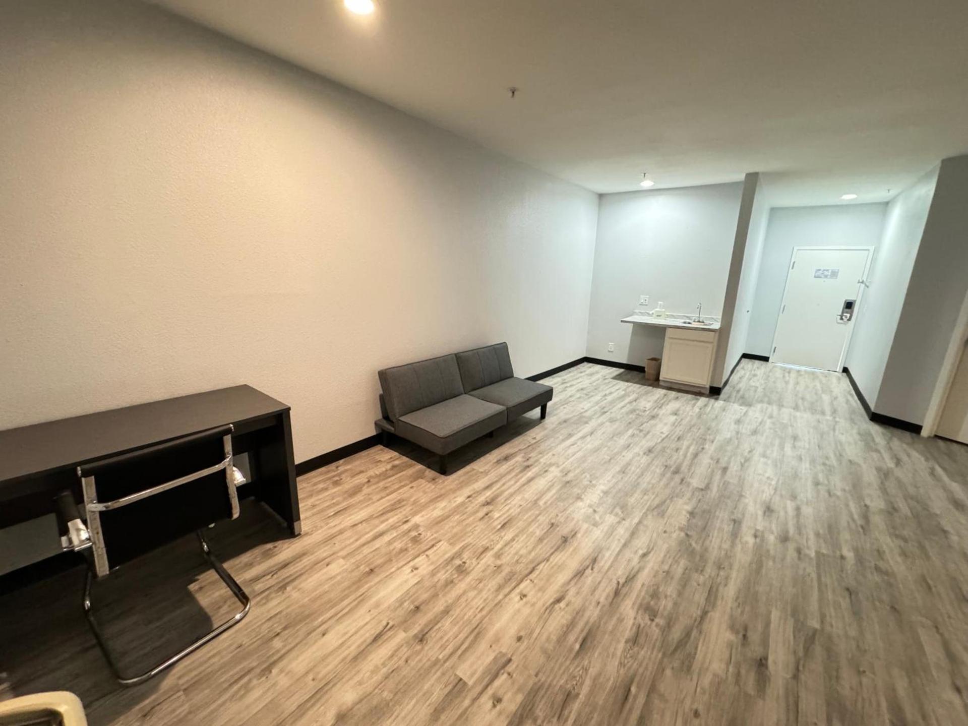 Americas Best Value Inn & Suites Haltom City Ft. Worth photo 32