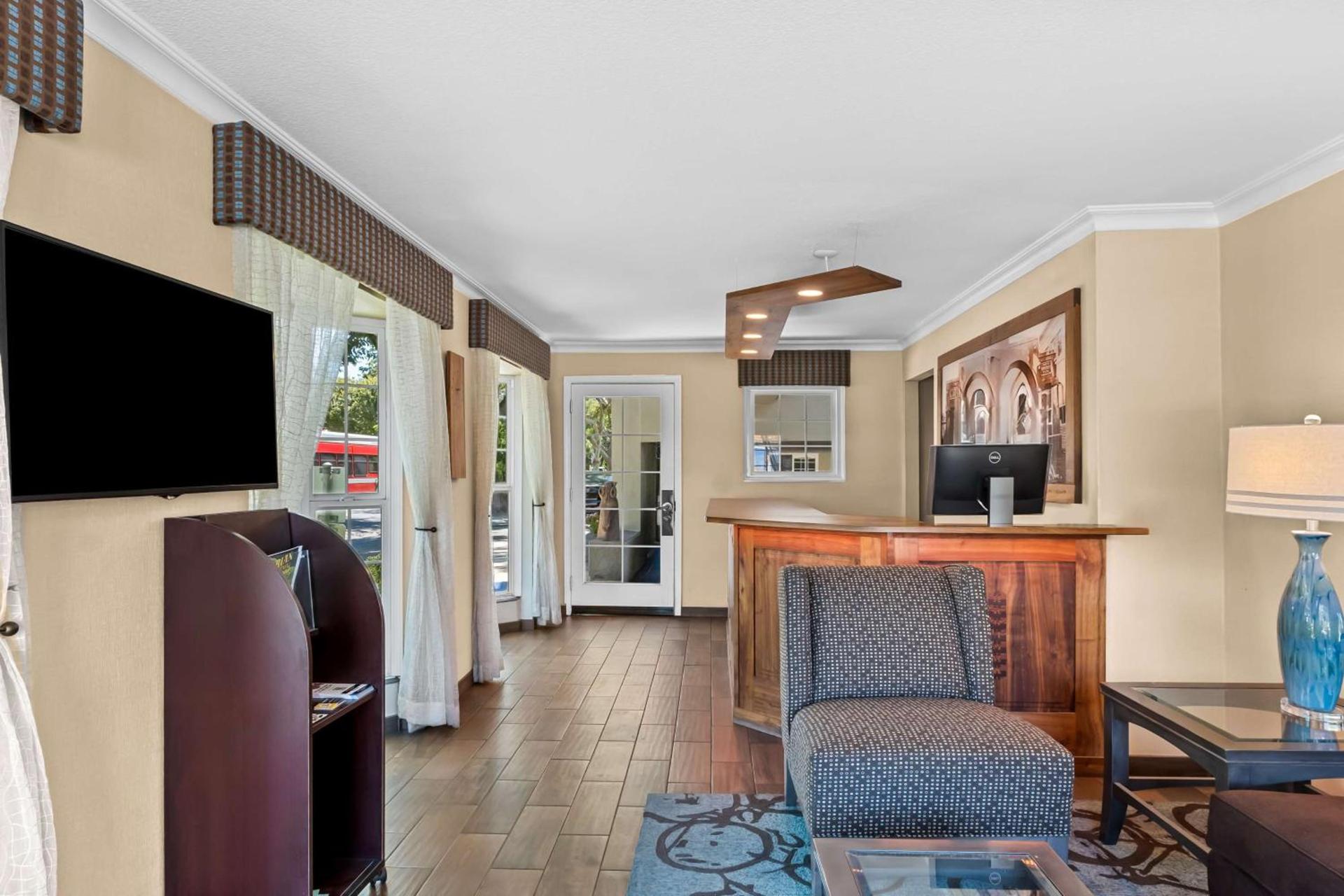 Best Western University Lodge photo 10