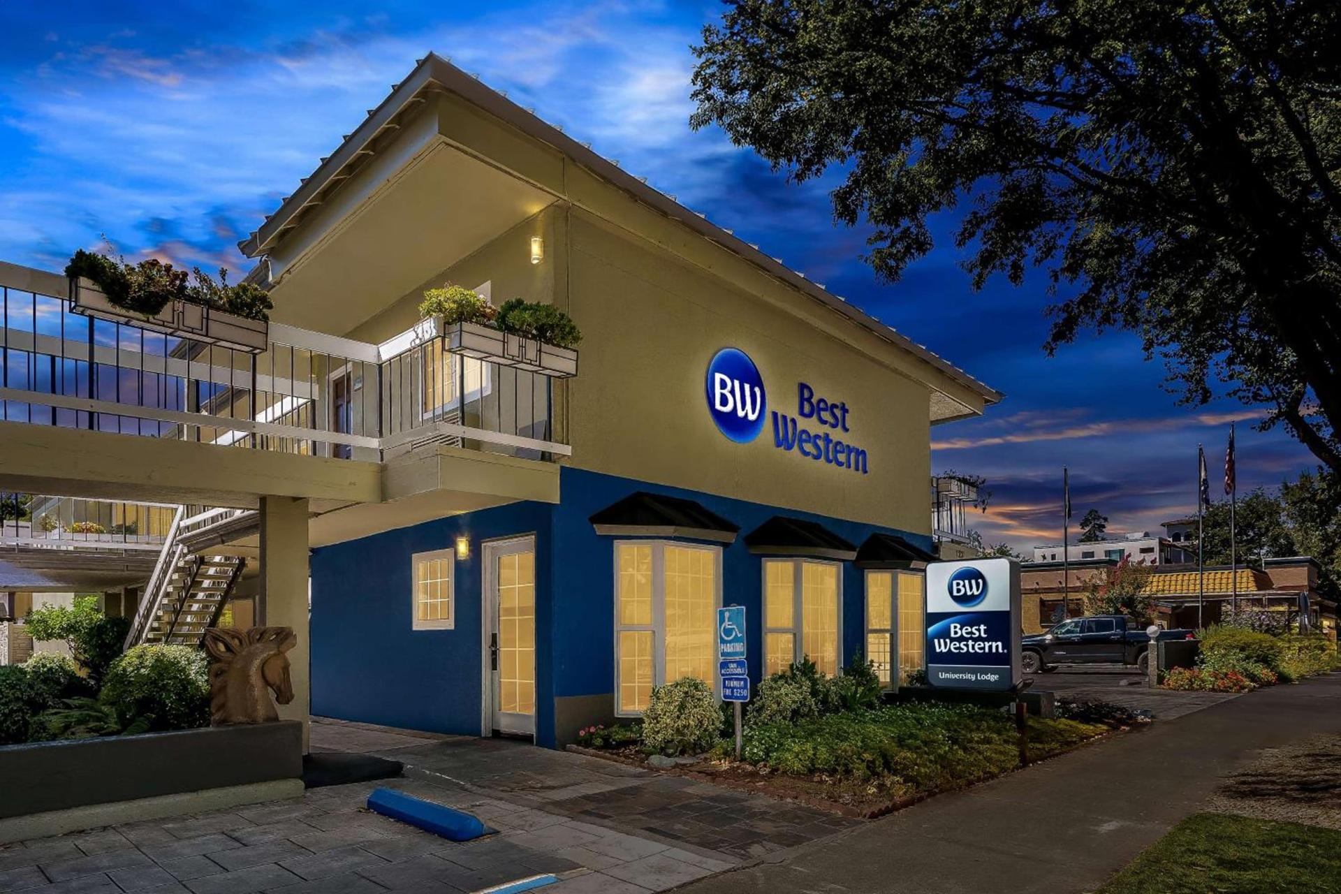 Best Western University Lodge photo 11