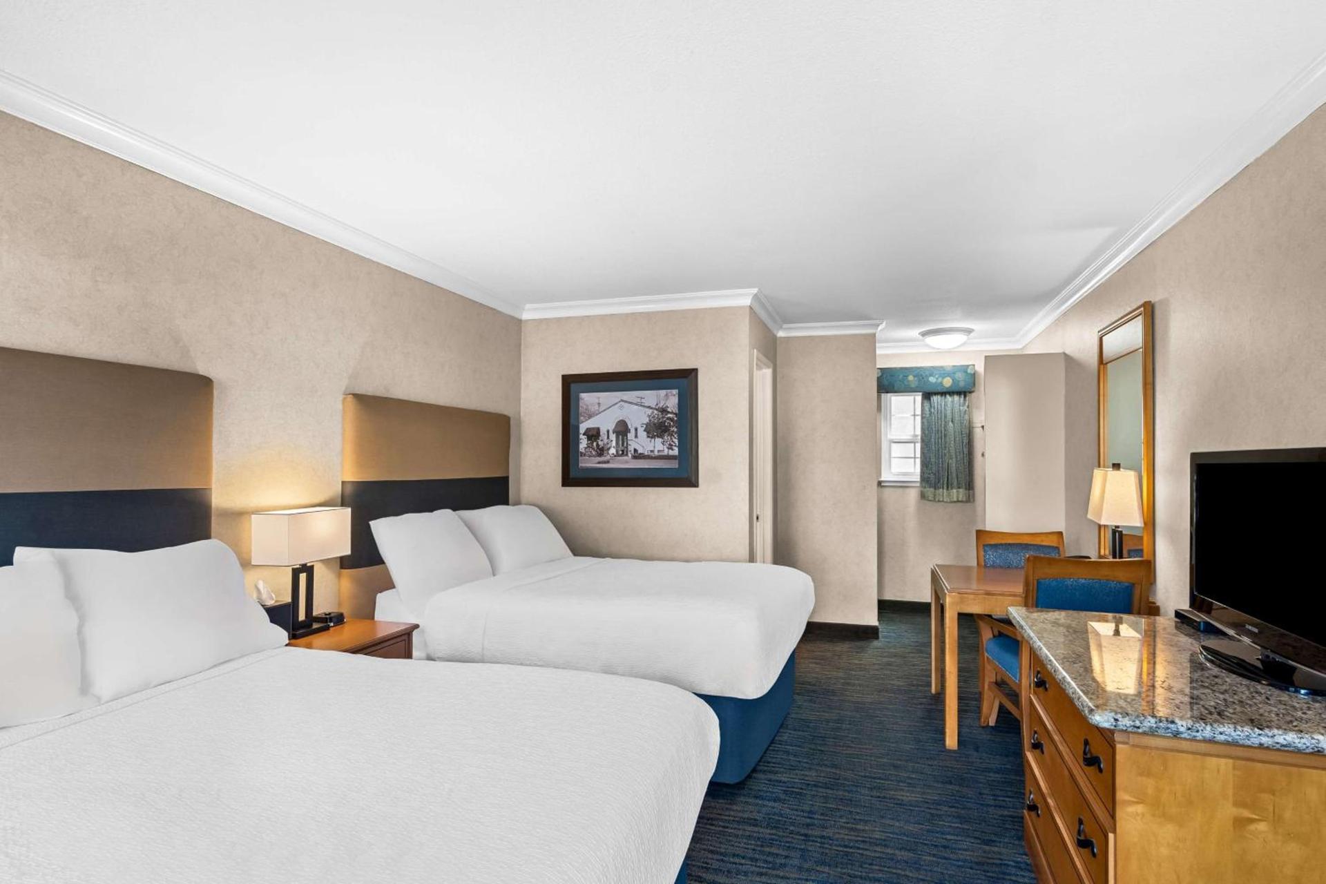 Best Western University Lodge photo 16