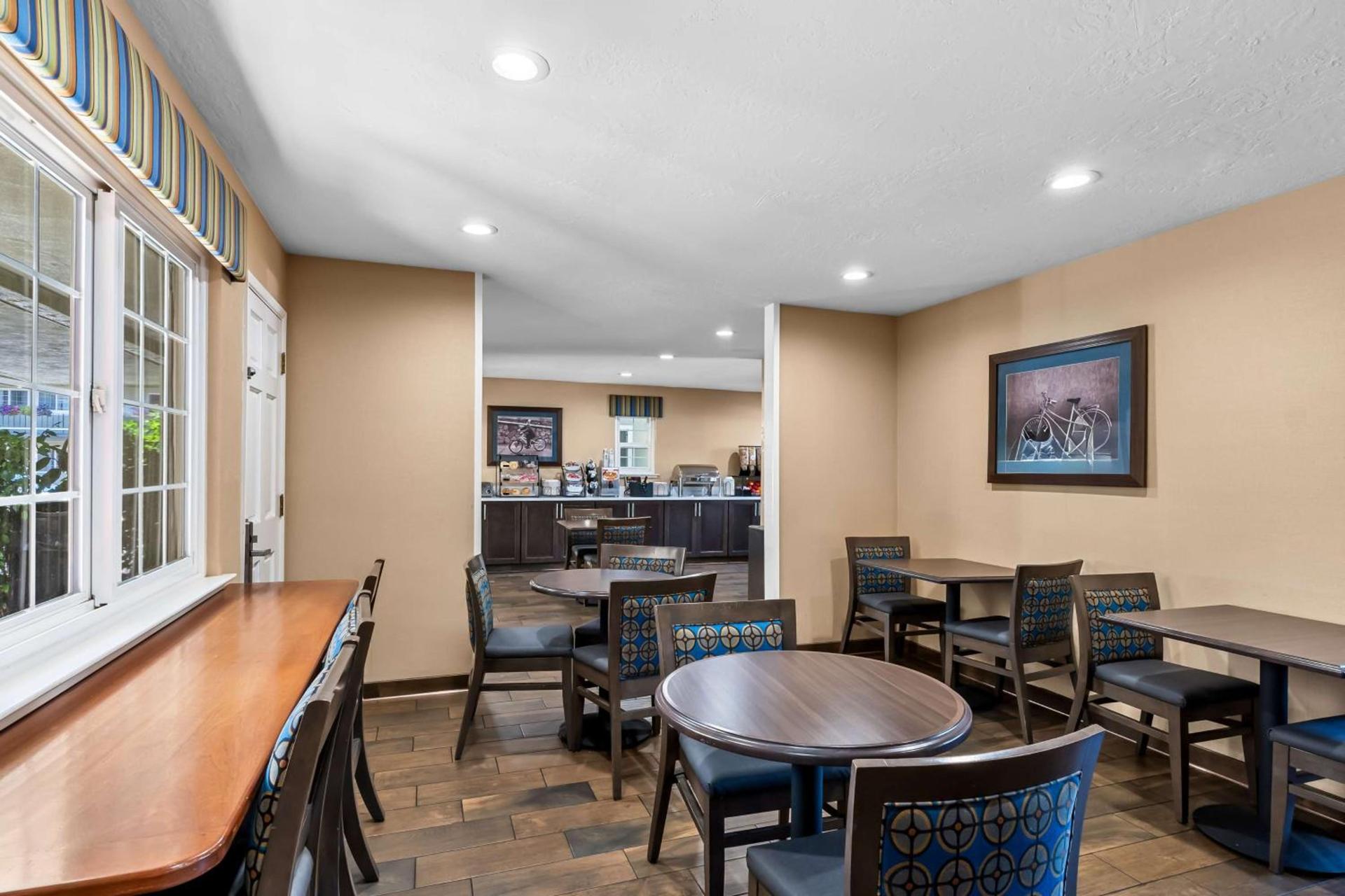 Best Western University Lodge photo 15