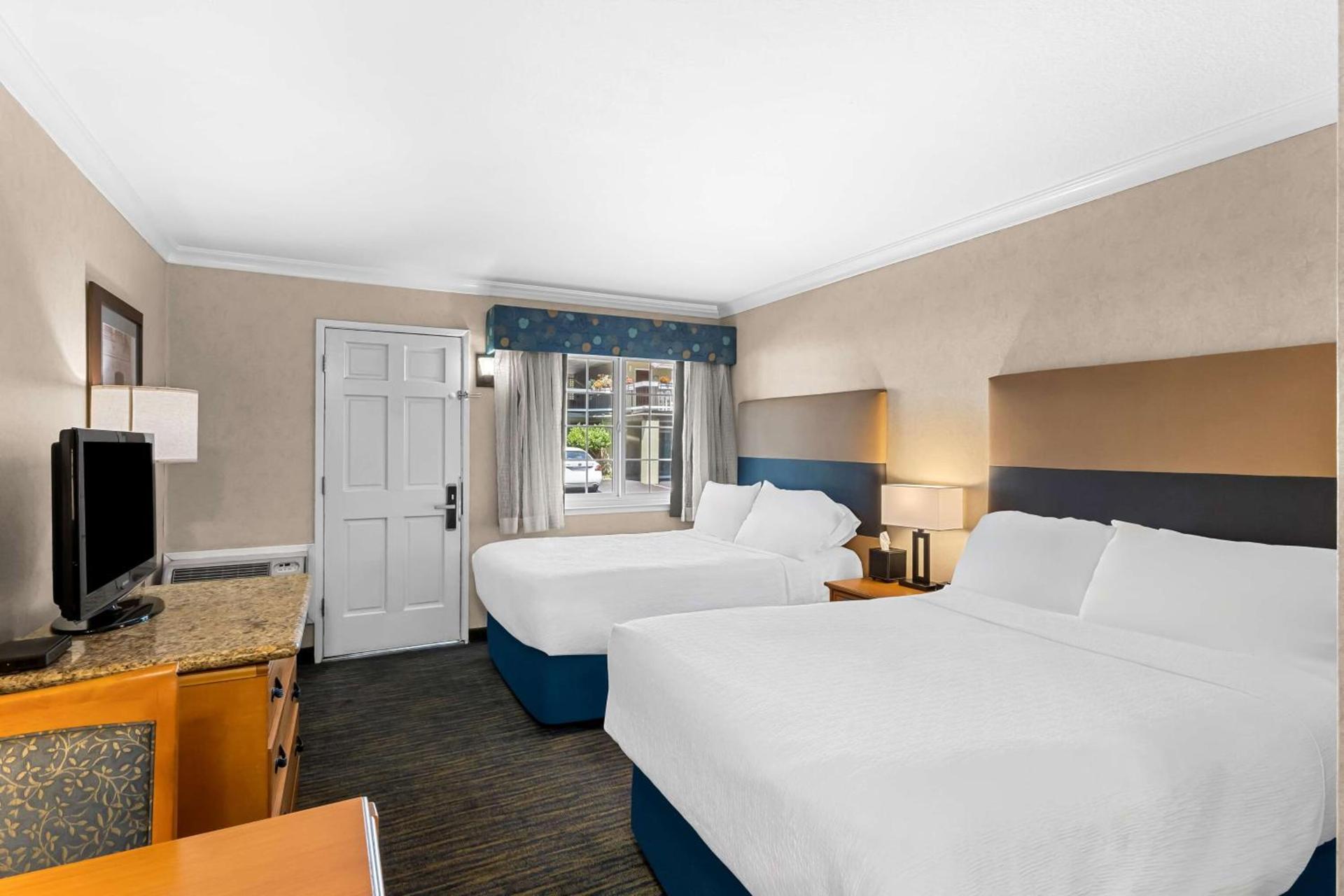 Best Western University Lodge photo 18