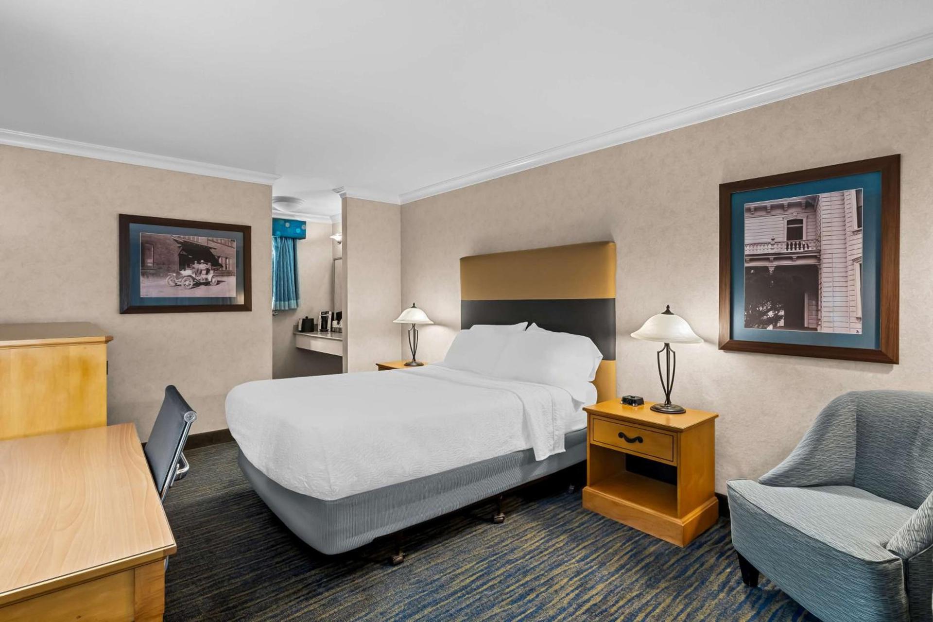 Best Western University Lodge photo 24