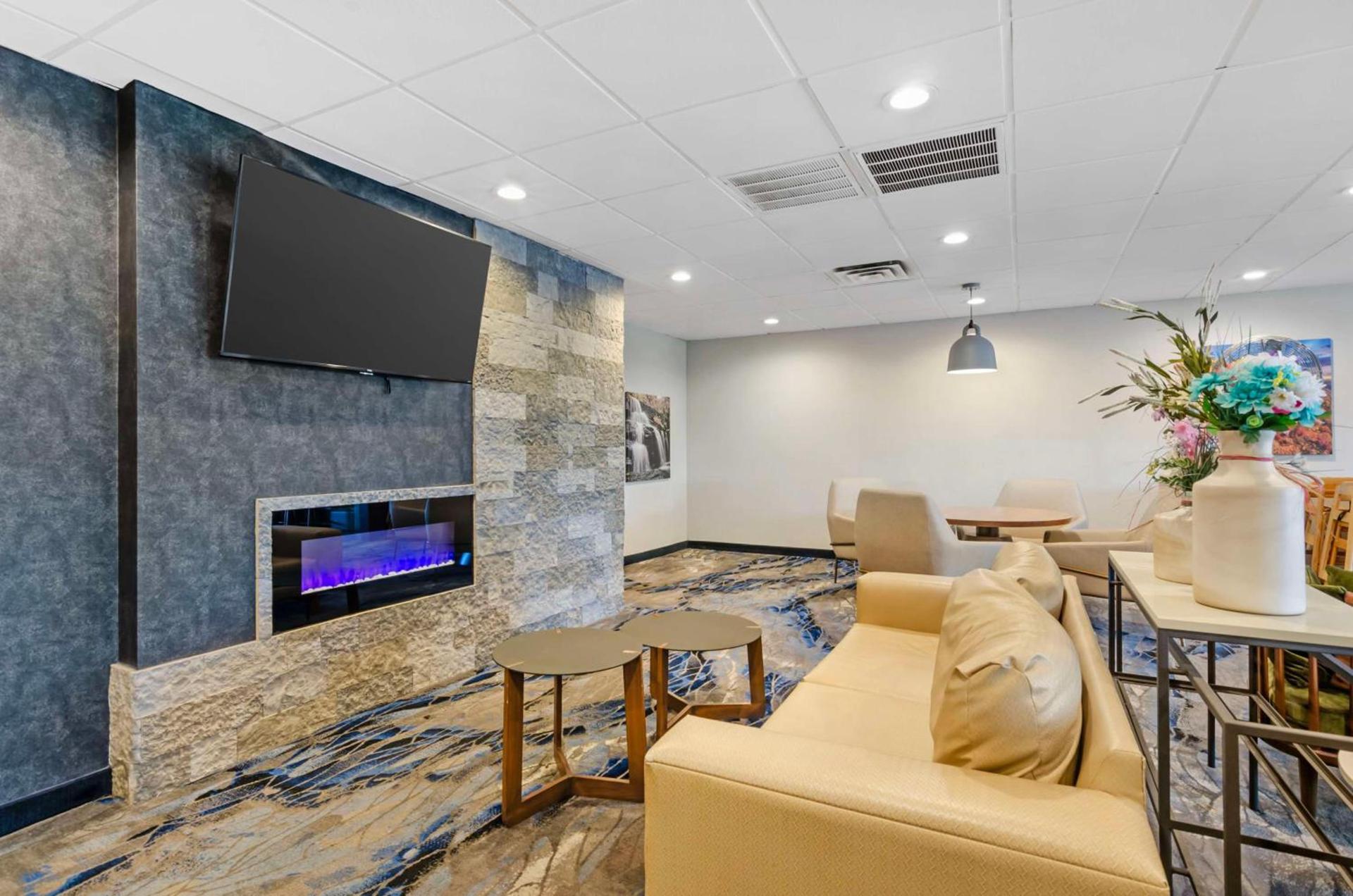 Best Western Plus Beckley Inn photo 3