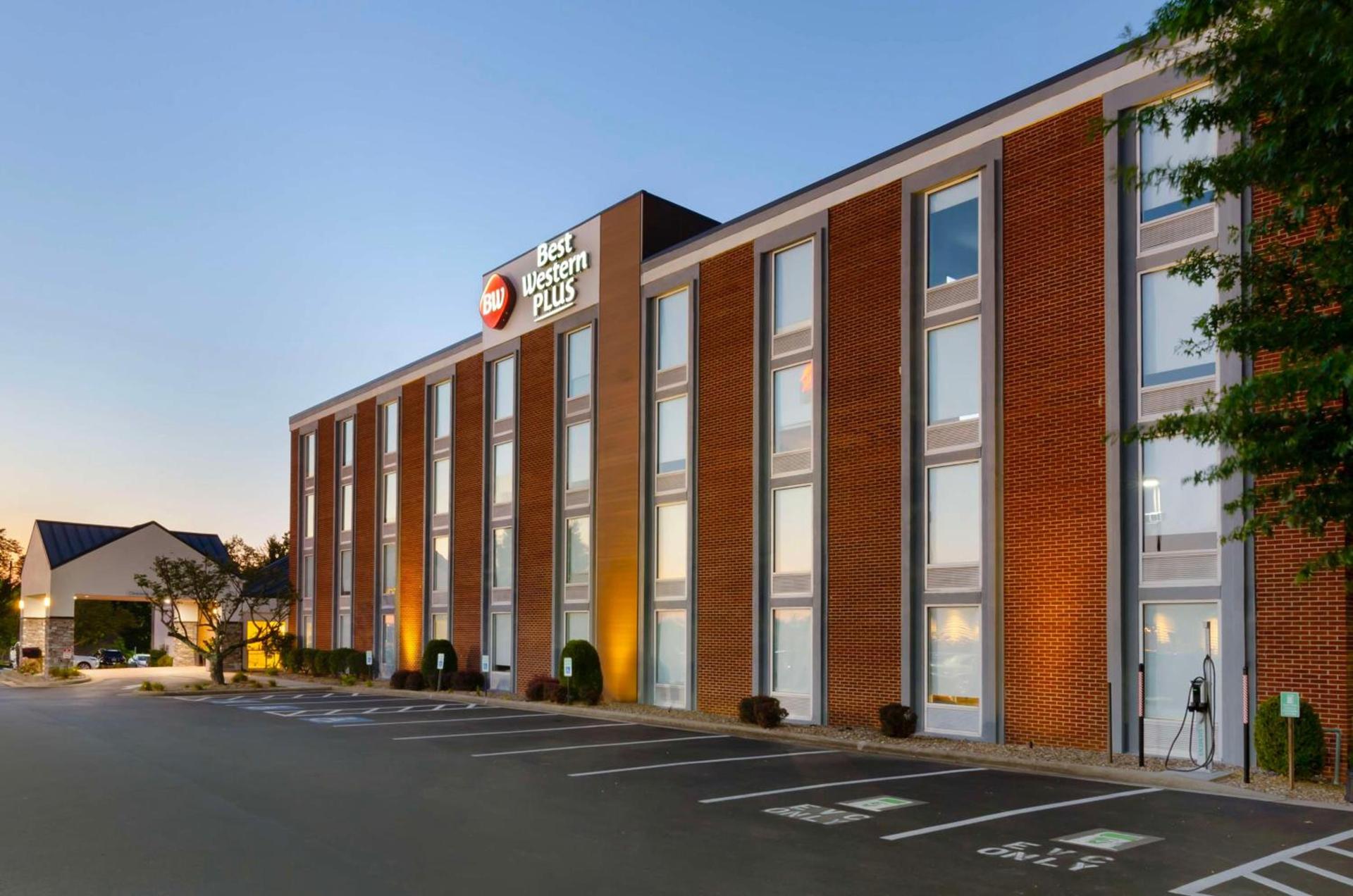 Best Western Plus Beckley Inn photo 38