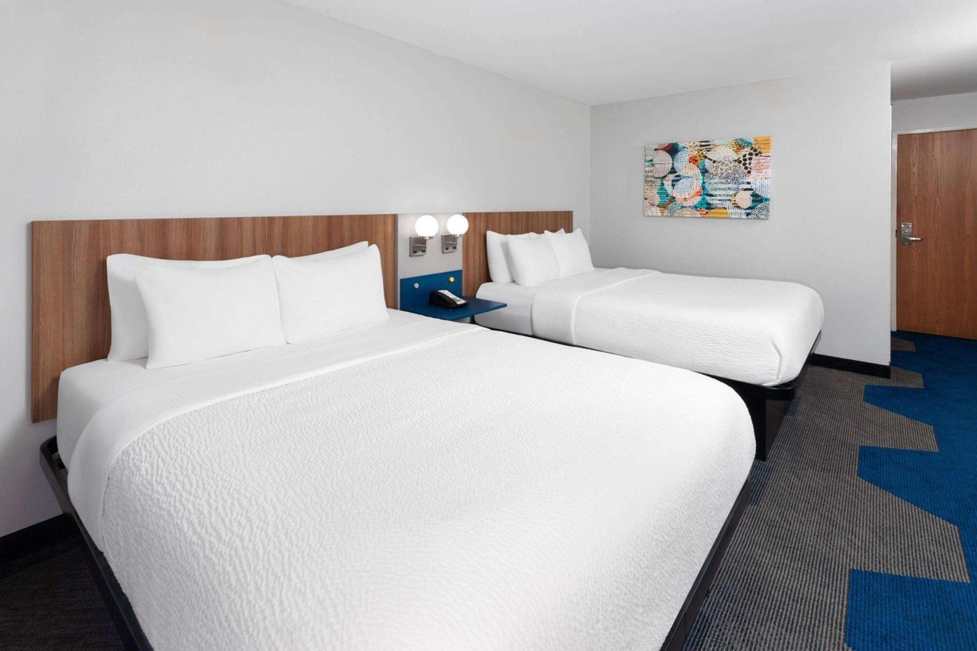 Microtel Inn by Wyndham Janesville photo 15