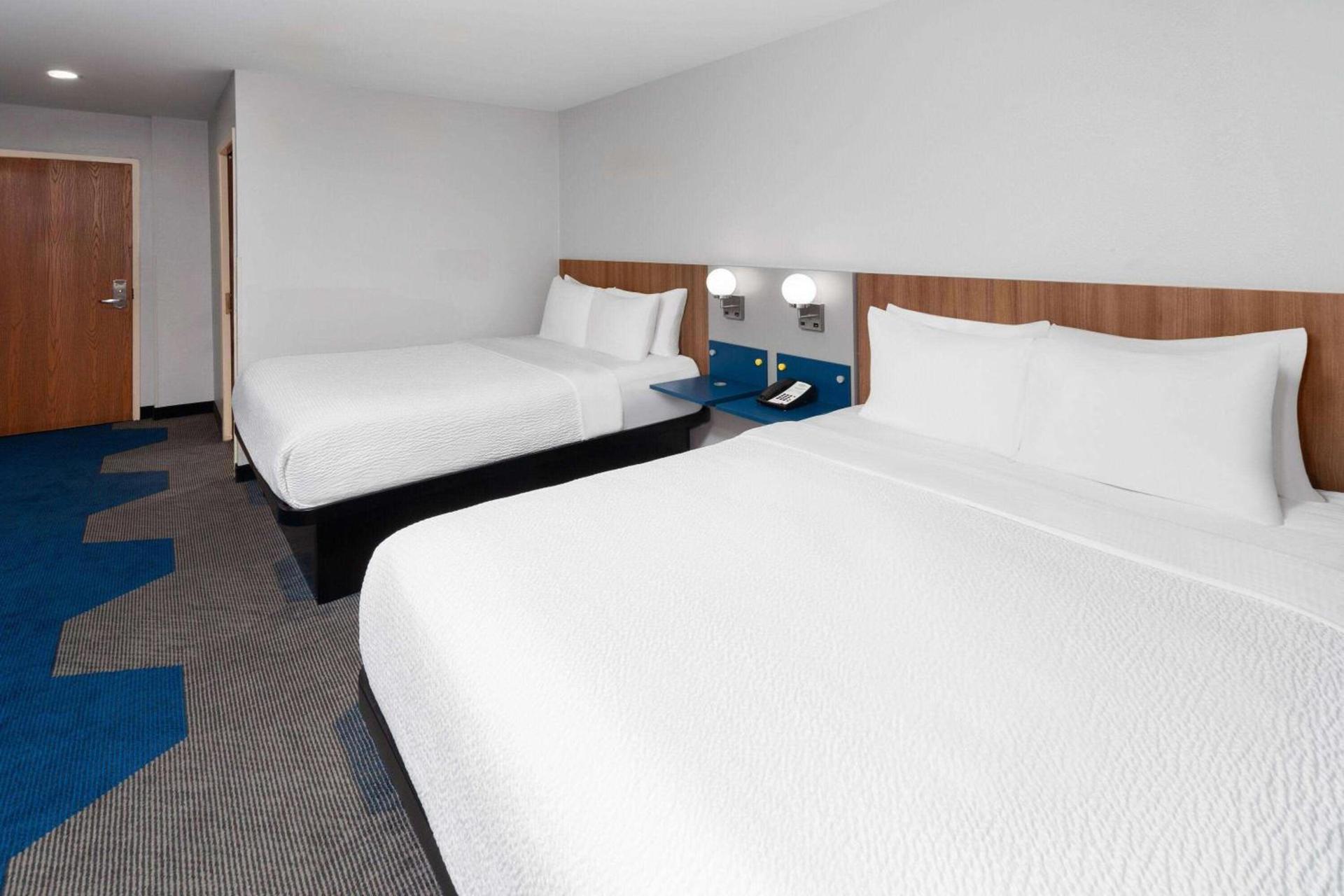 Microtel Inn by Wyndham Janesville photo 20