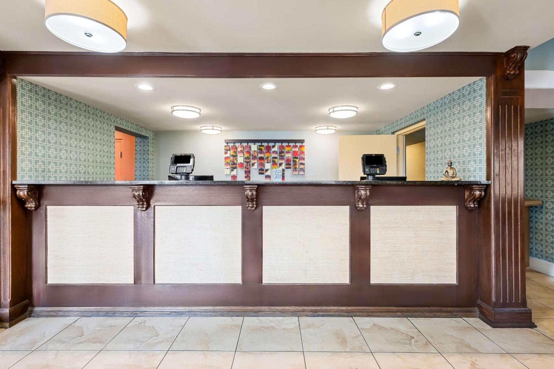 Best Western Executive Suites photo 3