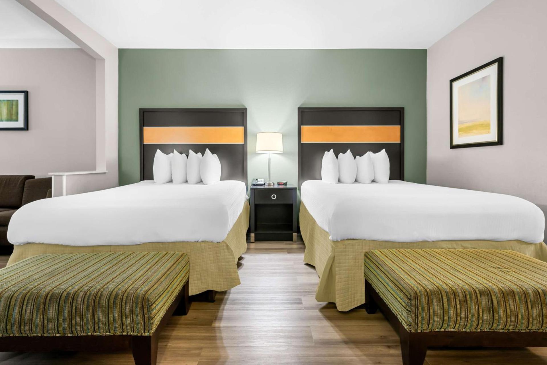 Best Western Executive Suites photo 4