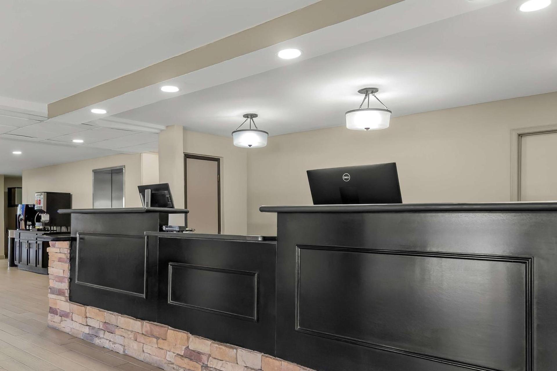 Best Western Saluki Inn photo 33