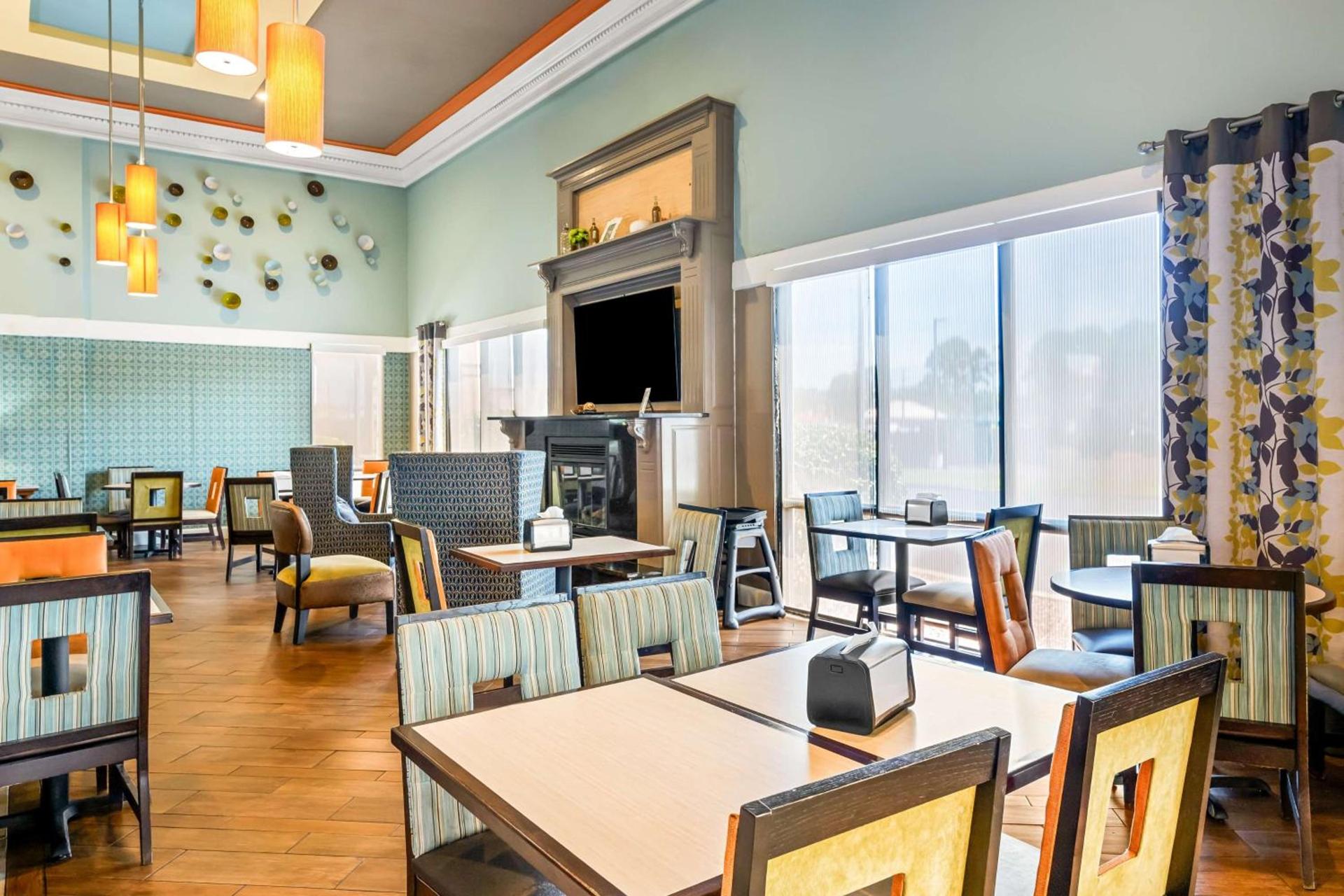 Best Western Executive Suites photo 9