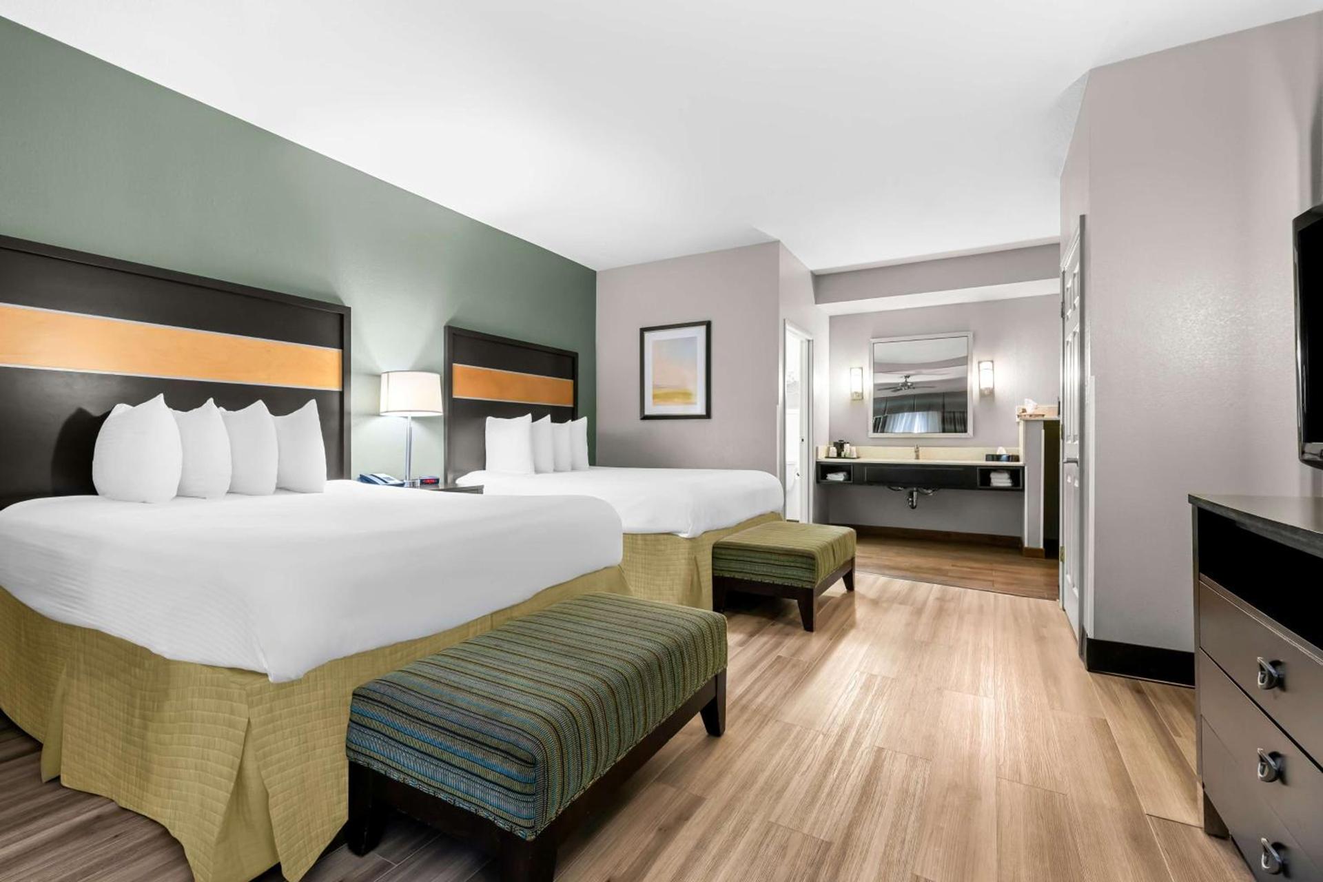 Best Western Executive Suites photo 12