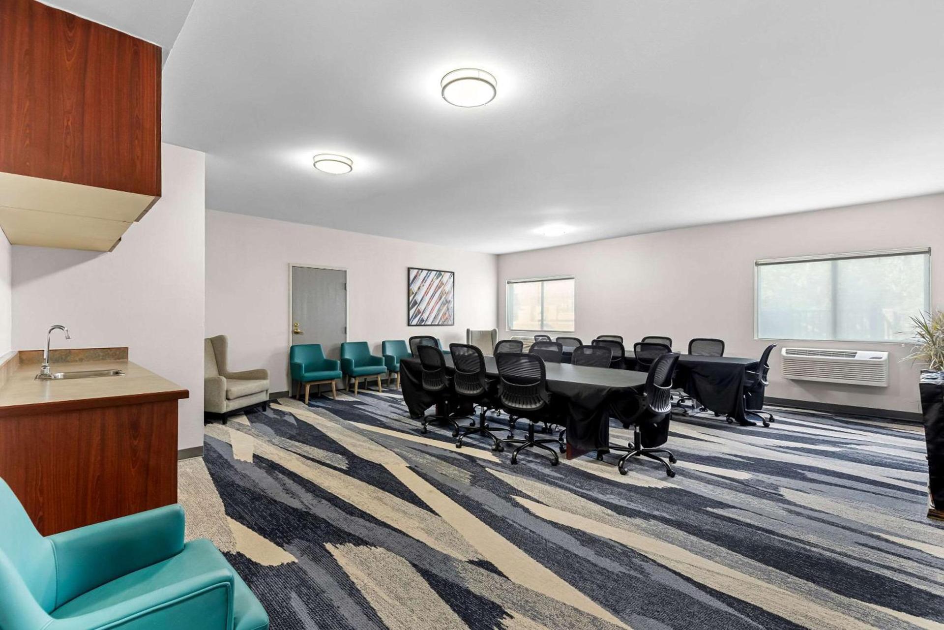 Comfort Suites Denver North - Westminster photo 25