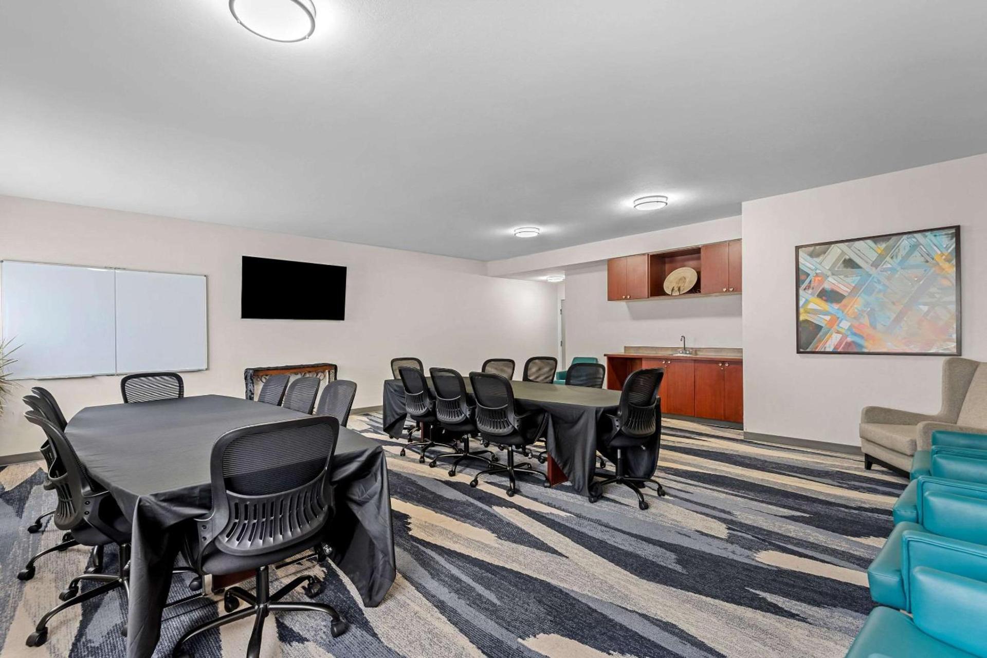 Comfort Suites Denver North - Westminster photo 26