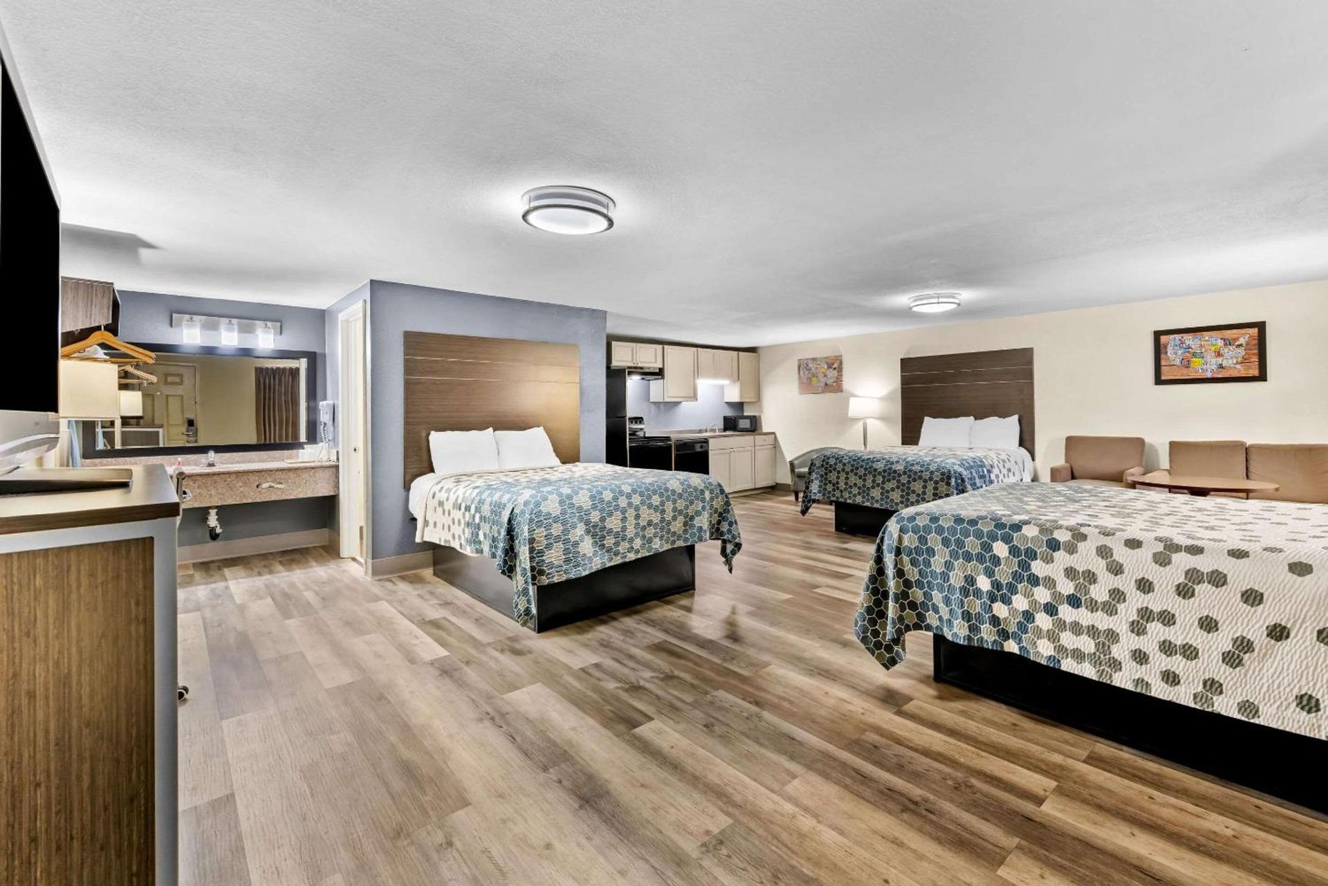 Econo Lodge Kingsport East photo 21