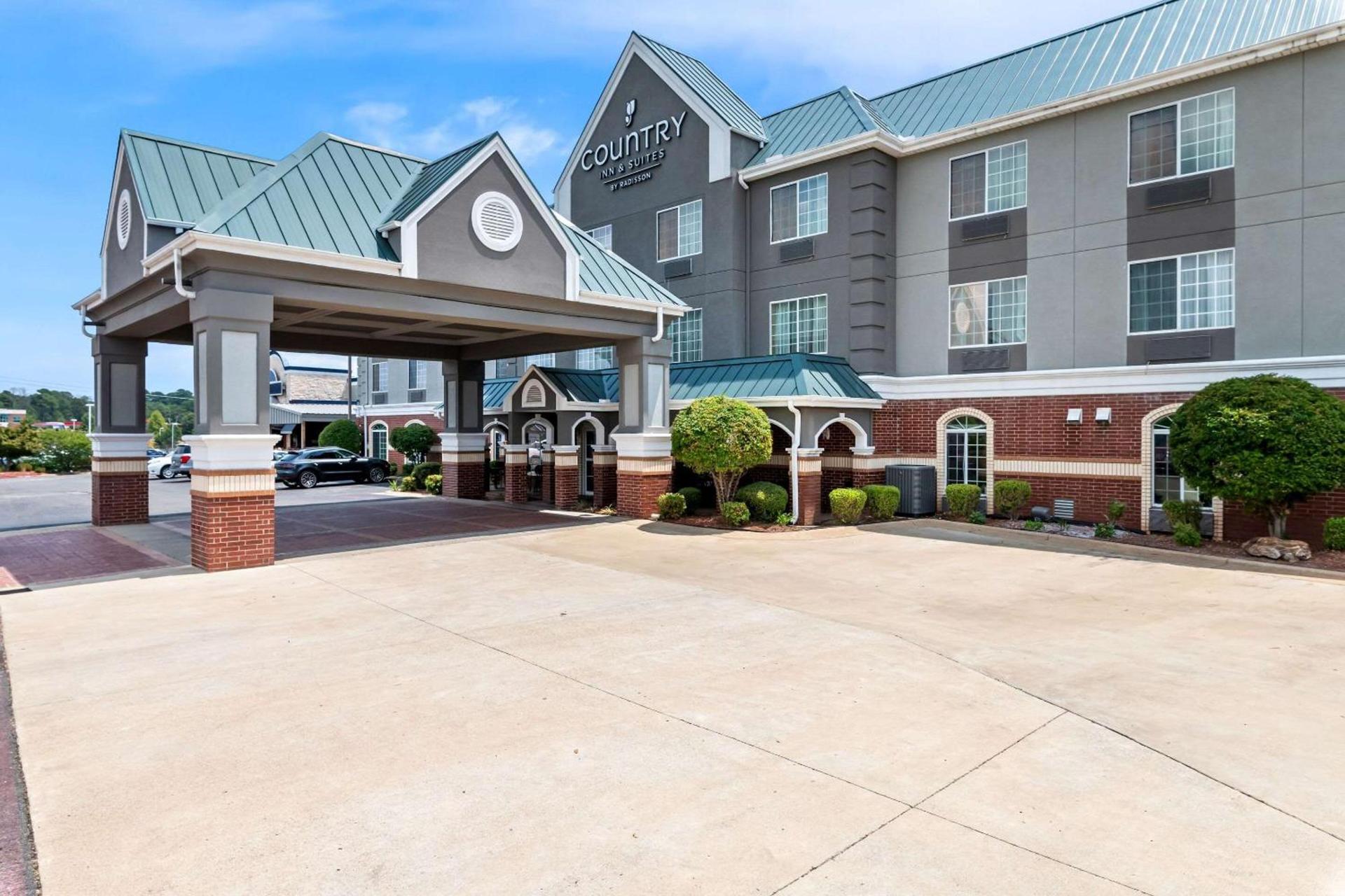 Country Inn & Suites by Radisson, Hot Springs, AR photo 3