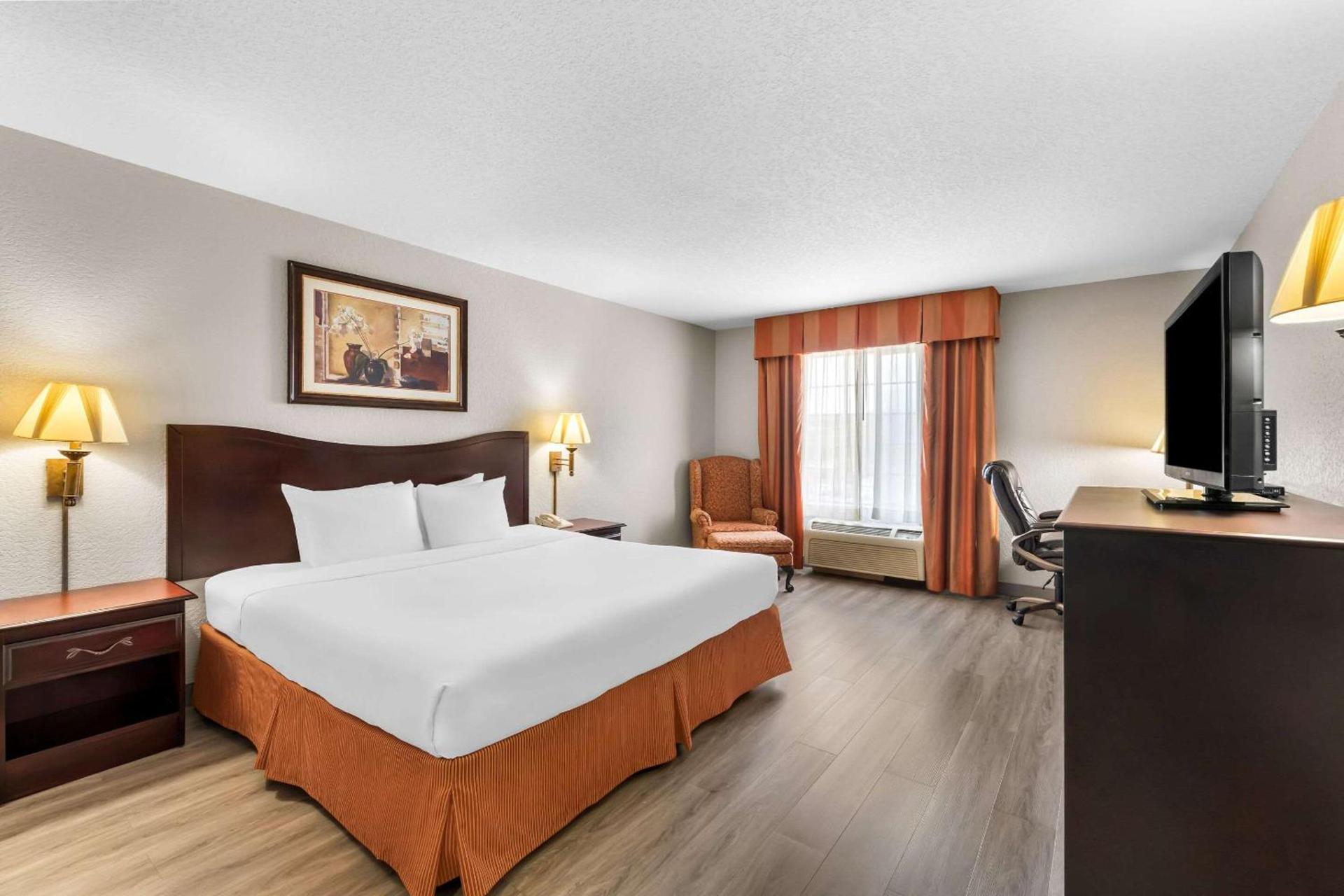 Country Inn & Suites by Radisson, Hot Springs, AR photo 17