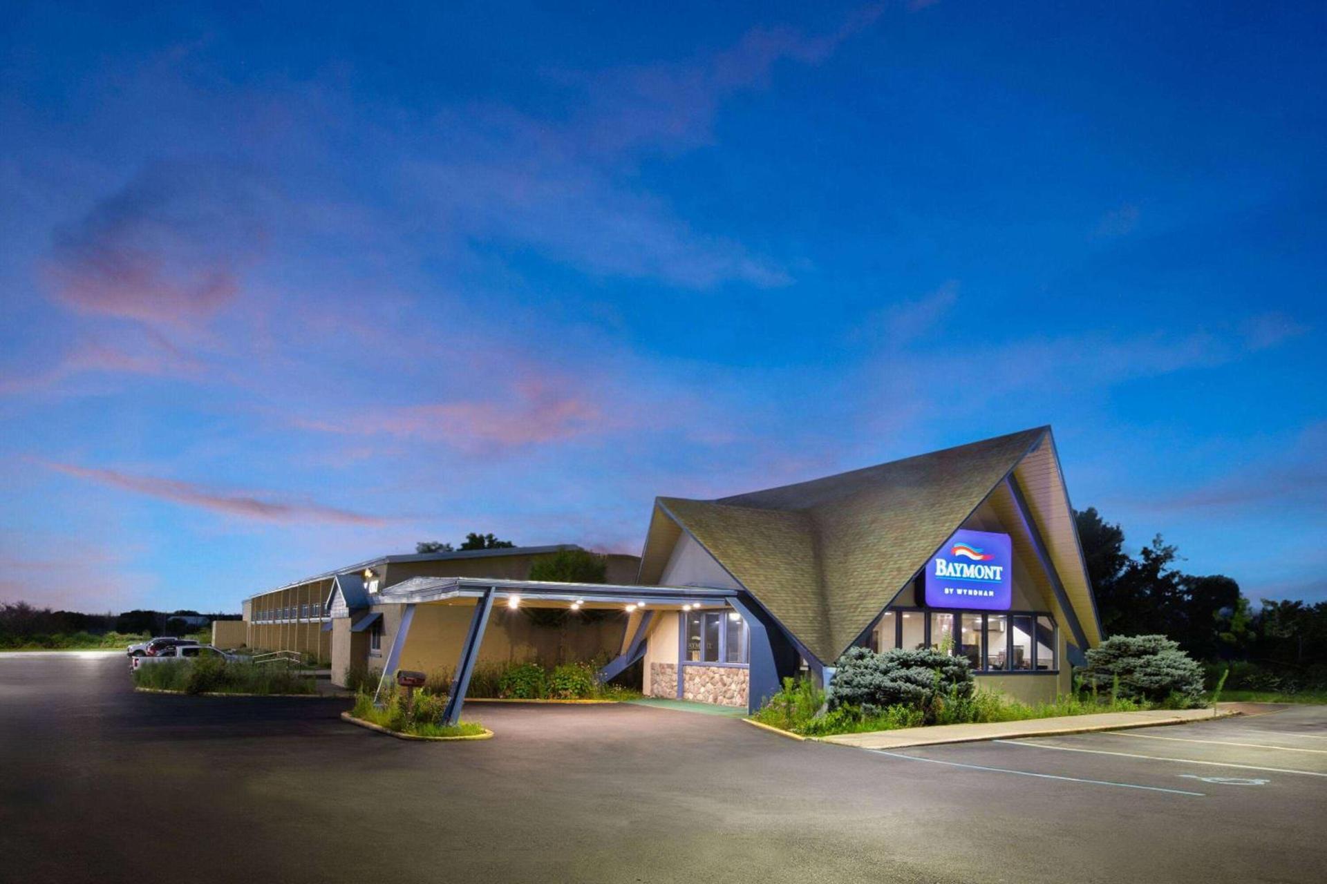 Baymont by Wyndham Bay City — hotel in Bay City