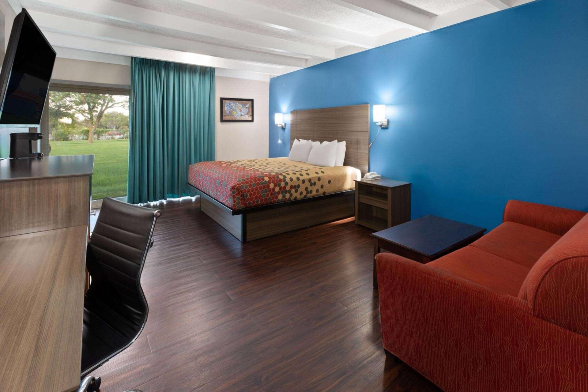 Baymont by Wyndham Bay City photo 4