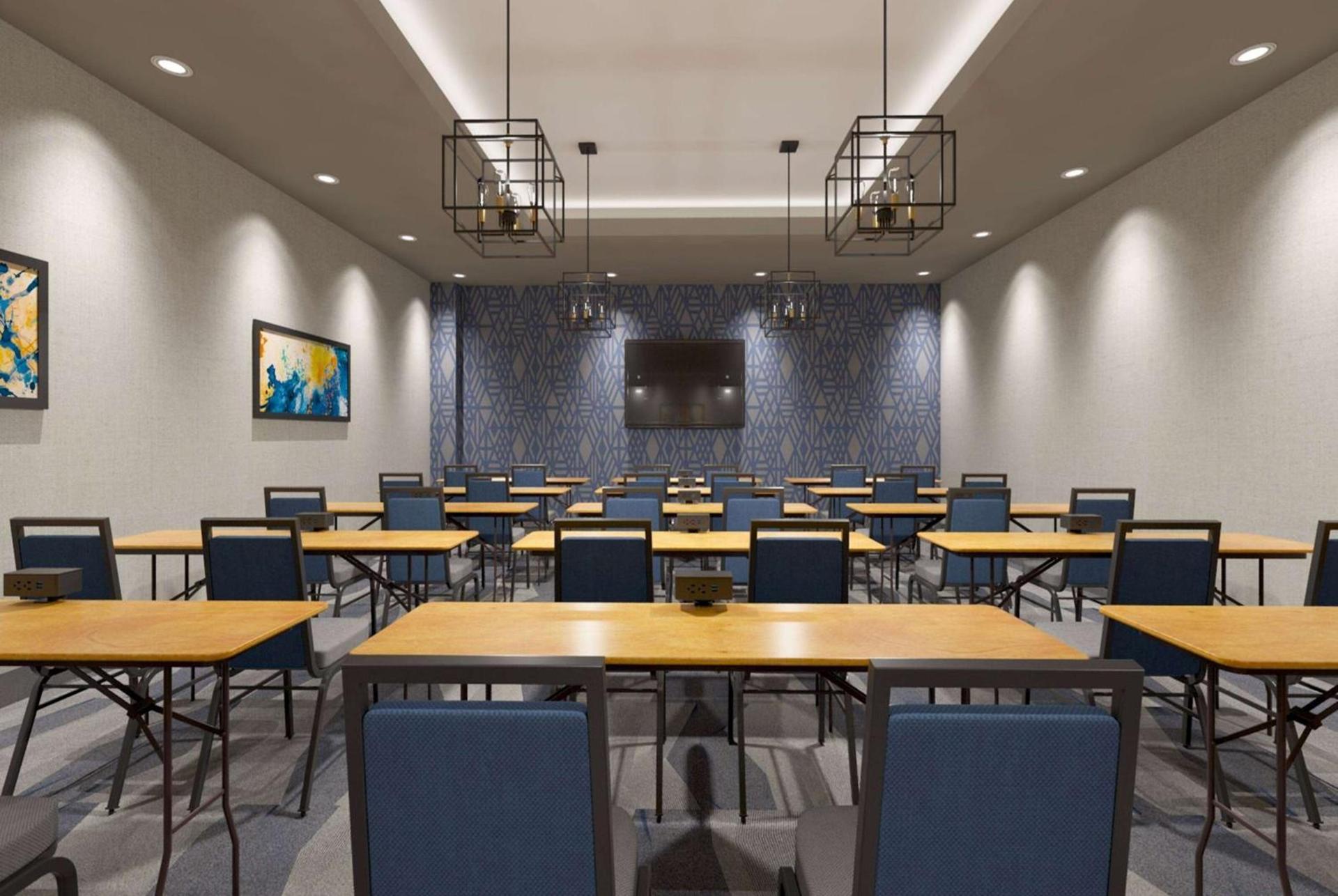 La Quinta Inn & Suites by Wyndham San Antonio at the RIM photo 10
