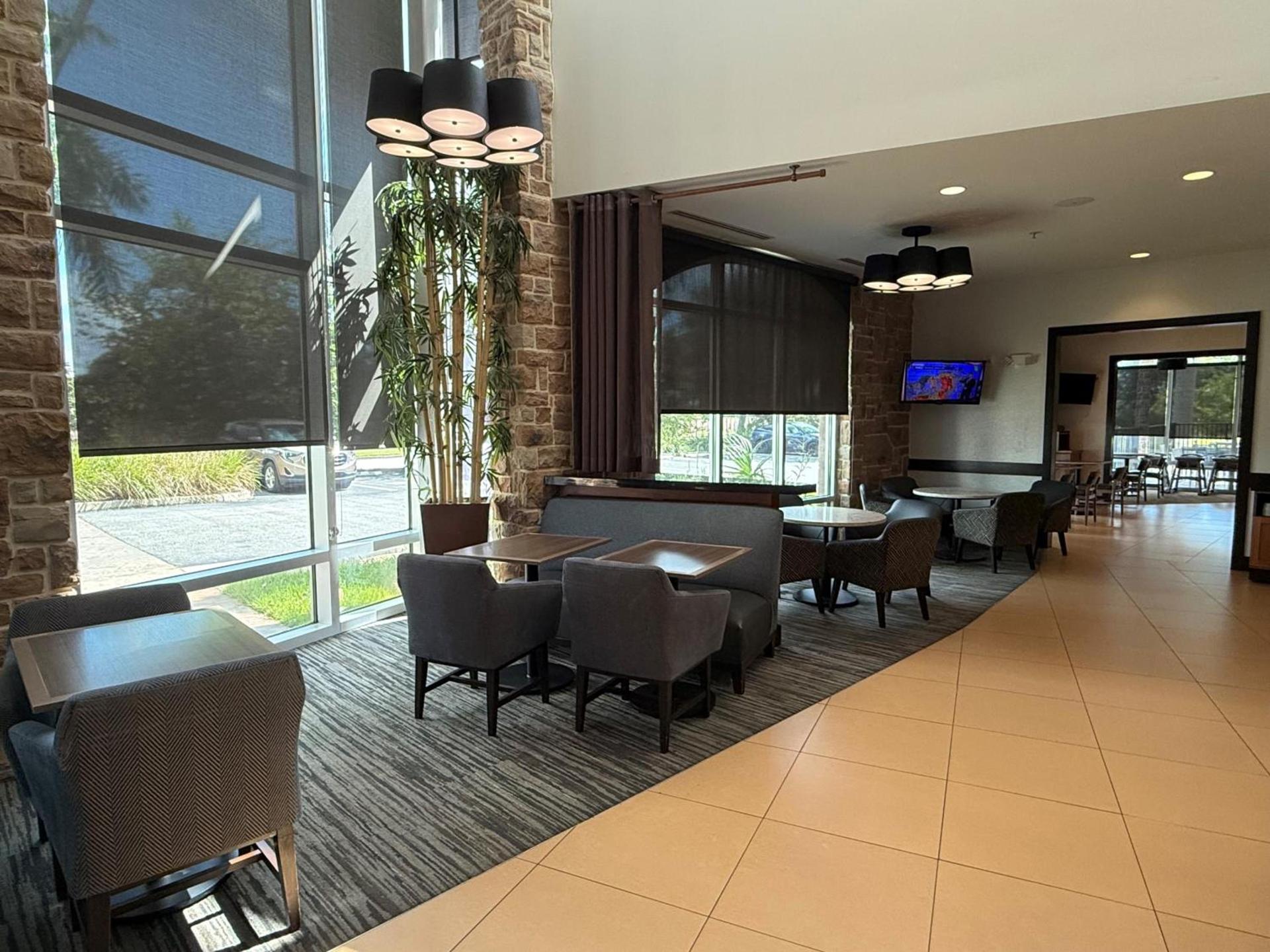 Hyatt Place Fort Myers at the Forum photo 14