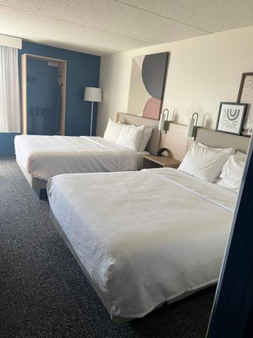 Spark by Hilton Green Bay photo 9