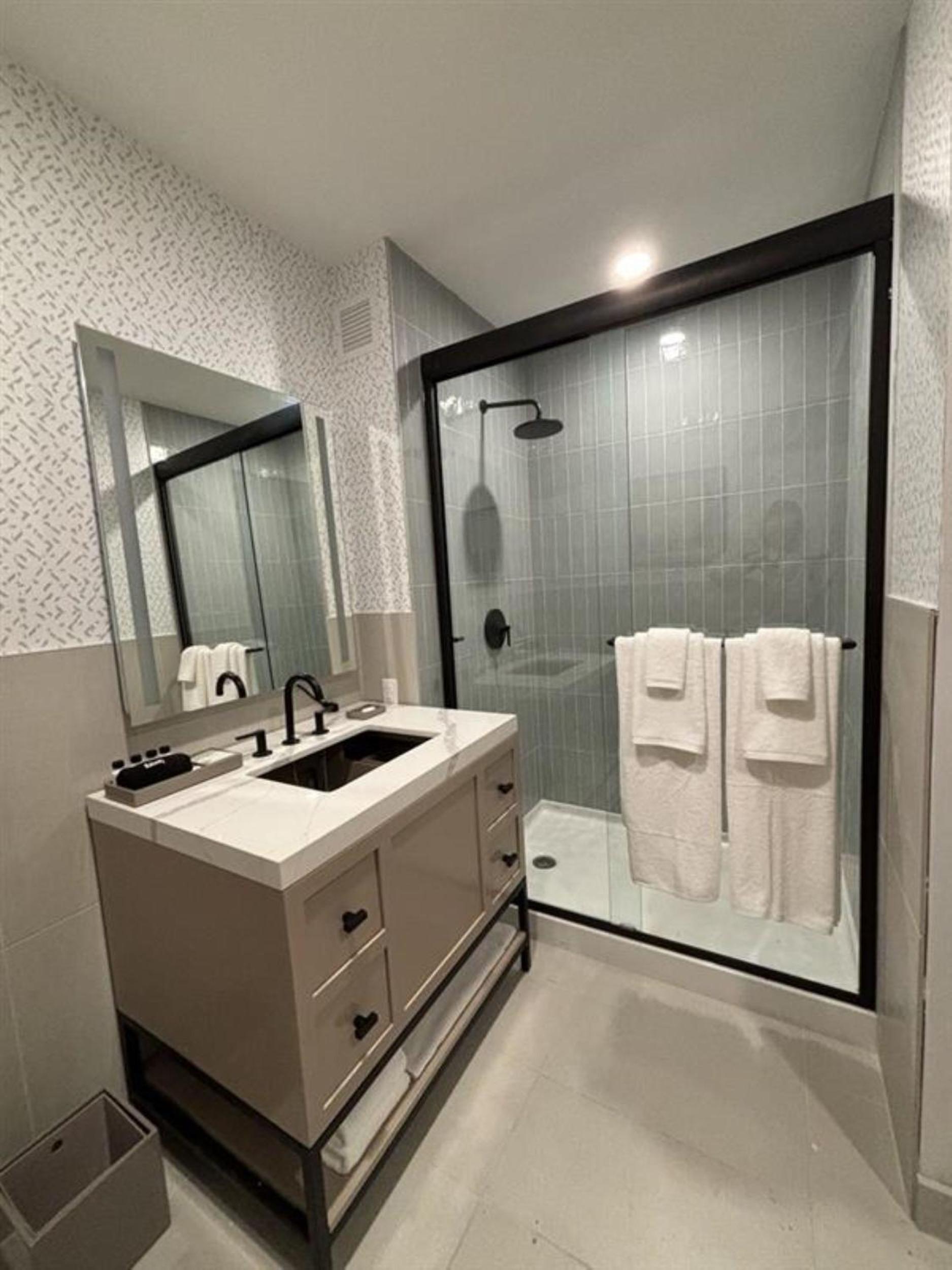 Denizen Hotel photo 17