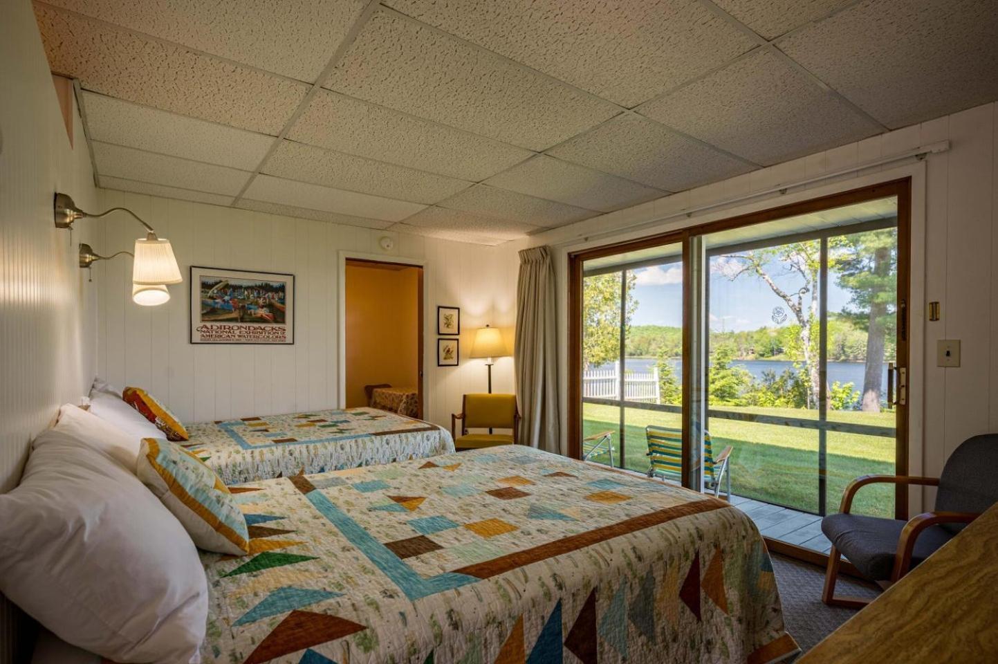 Sandy Point Motel photo 38