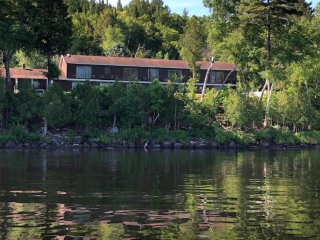 Sandy Point Motel photo 25