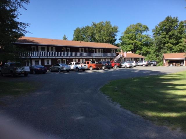 Sandy Point Motel photo 23
